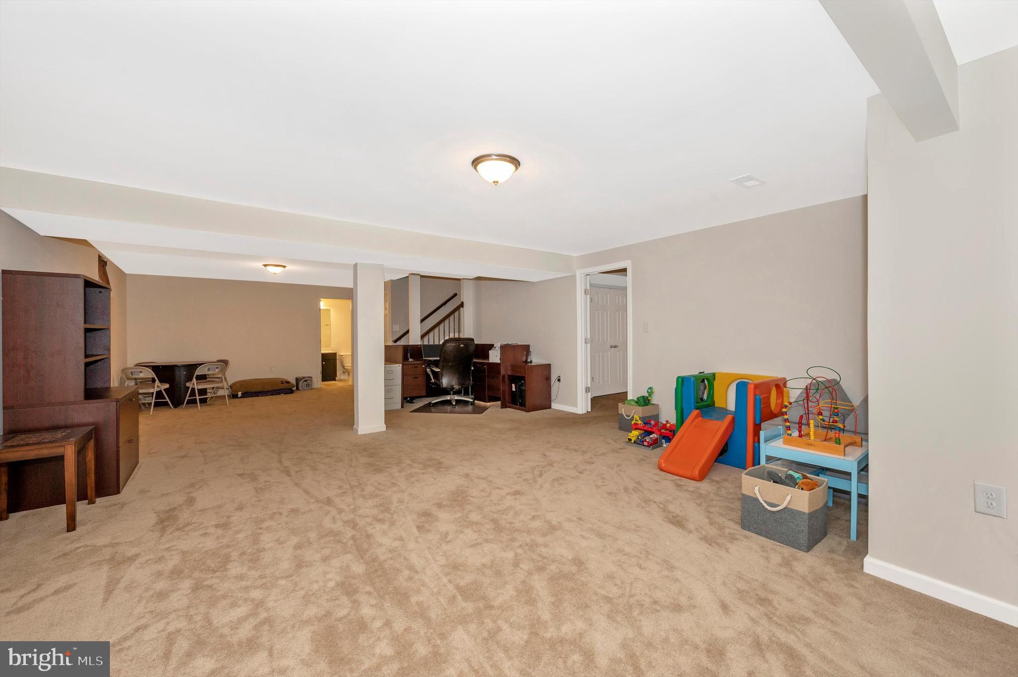 RIVERSIDE VILLAGES - Residential