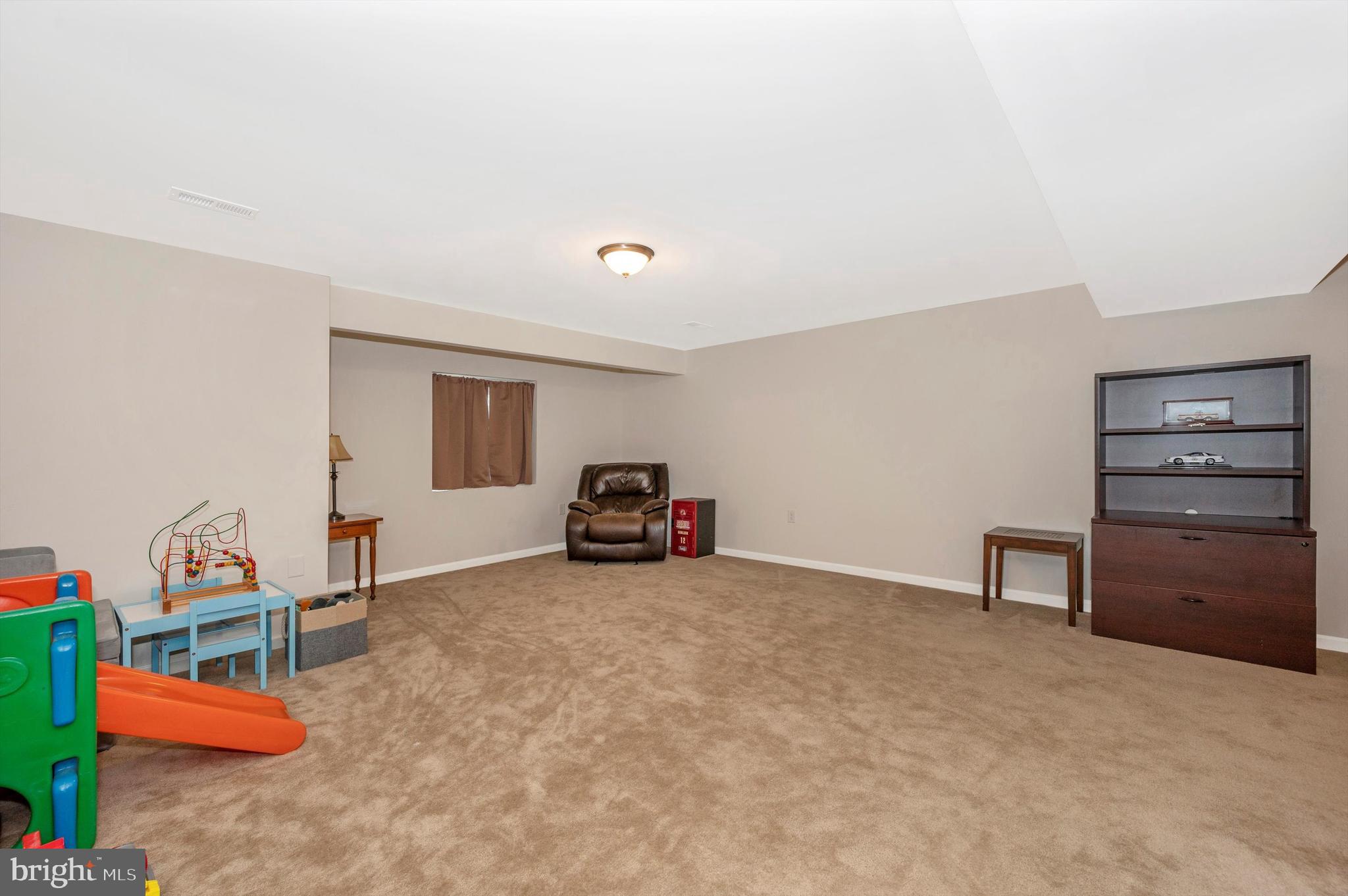 RIVERSIDE VILLAGES - Residential