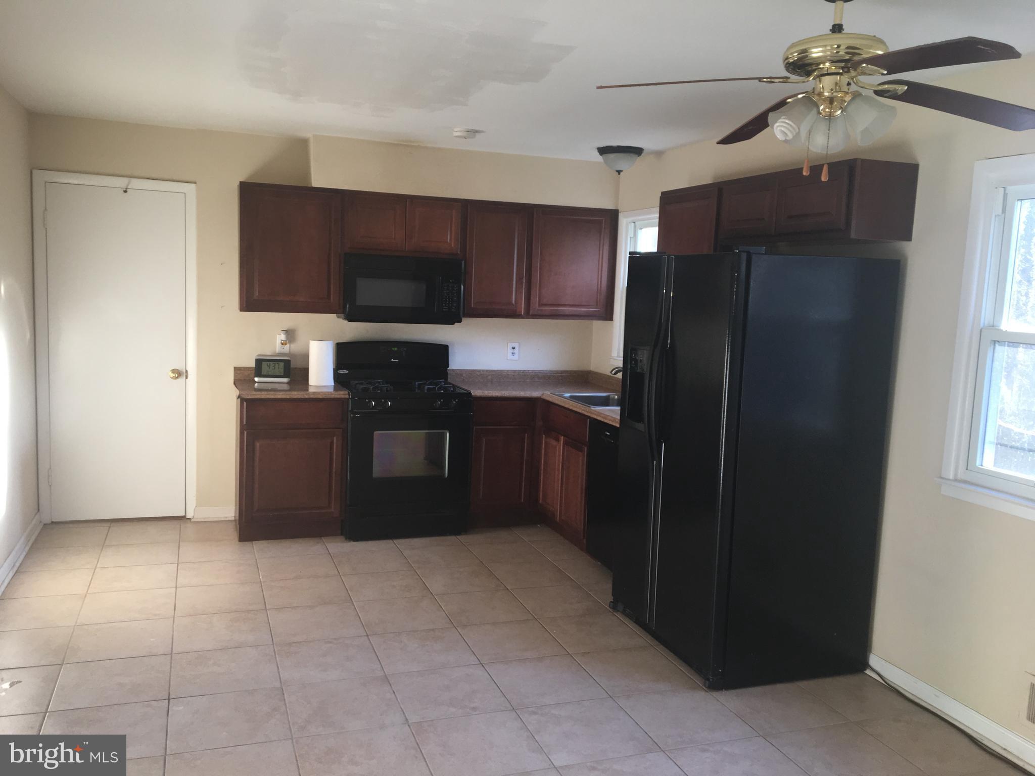 ROLLING VALLEY - Residential