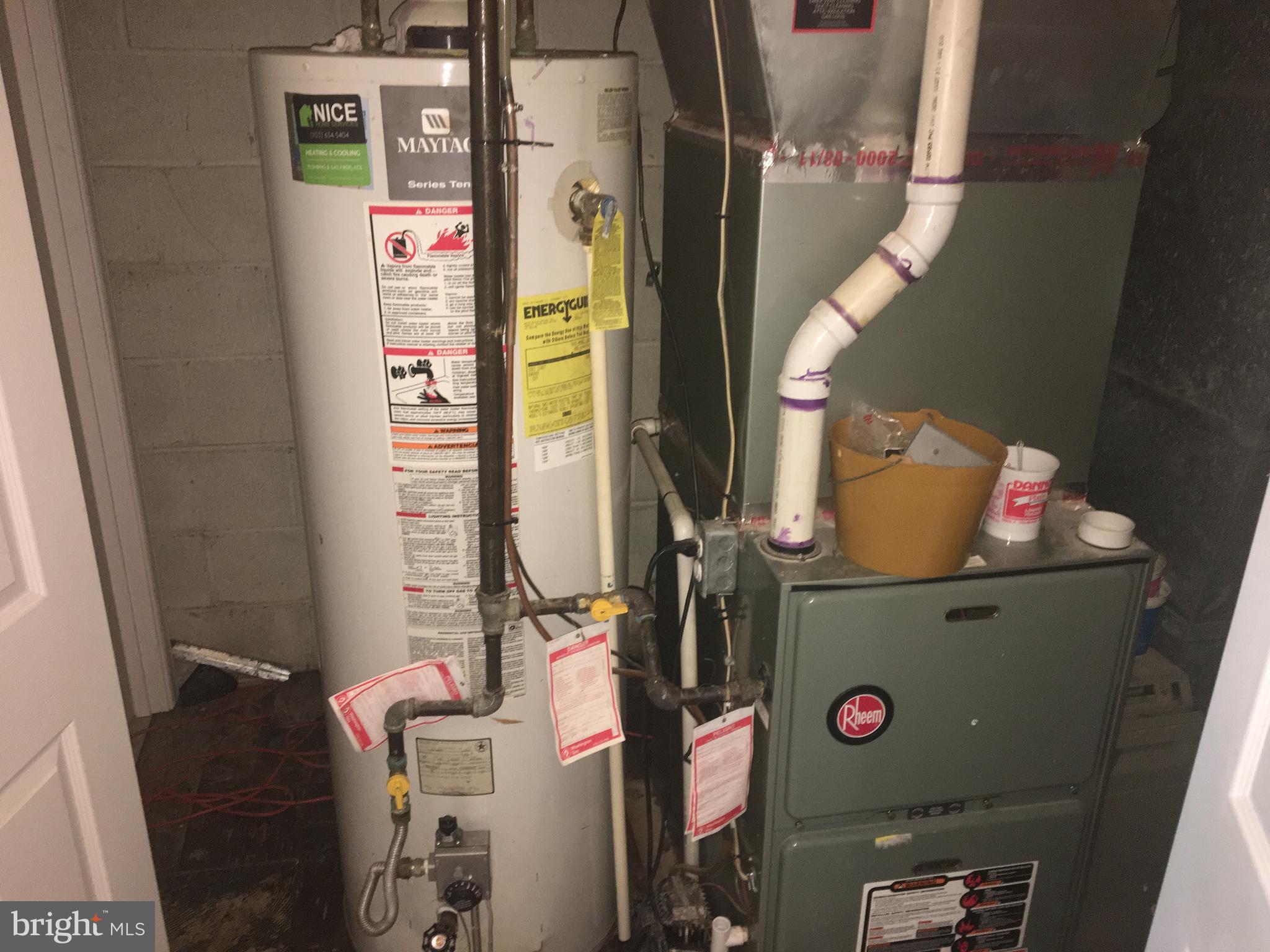 ROLLING VALLEY - Residential