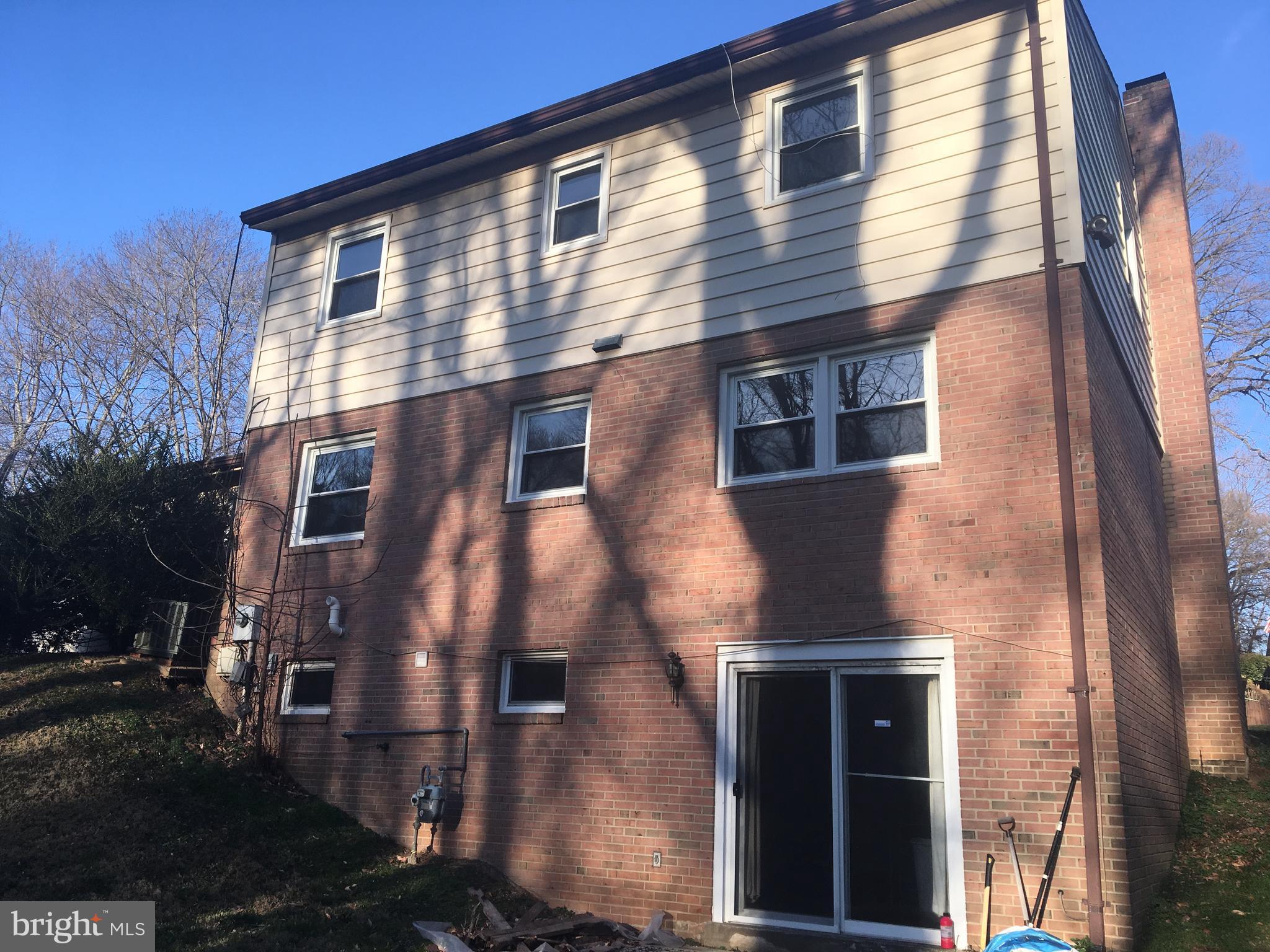 ROLLING VALLEY - Residential