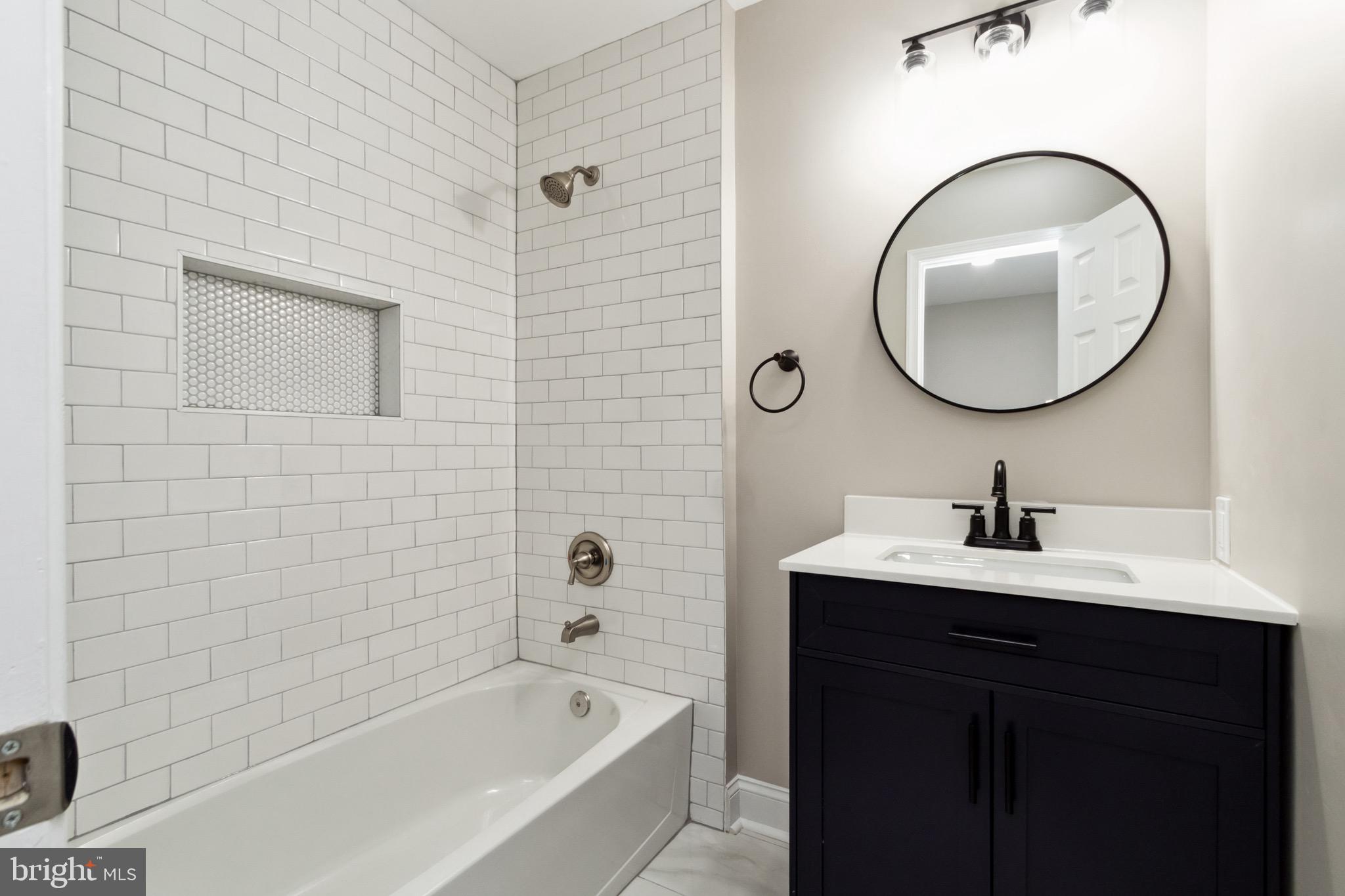 CHURCHILL TOWN SECTOR - Residential