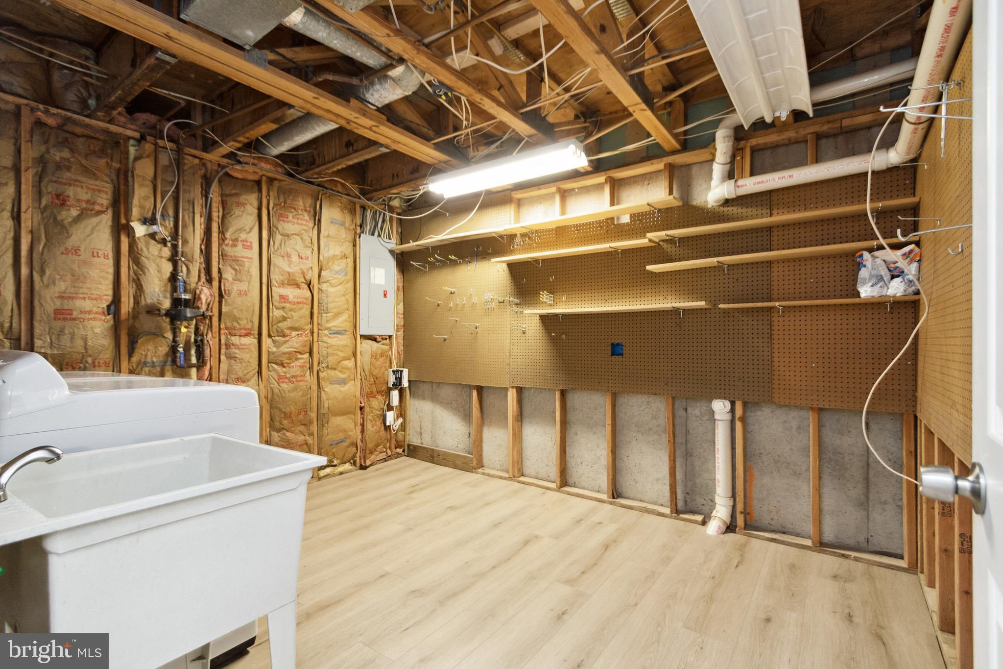 CHURCHILL TOWN SECTOR - Residential