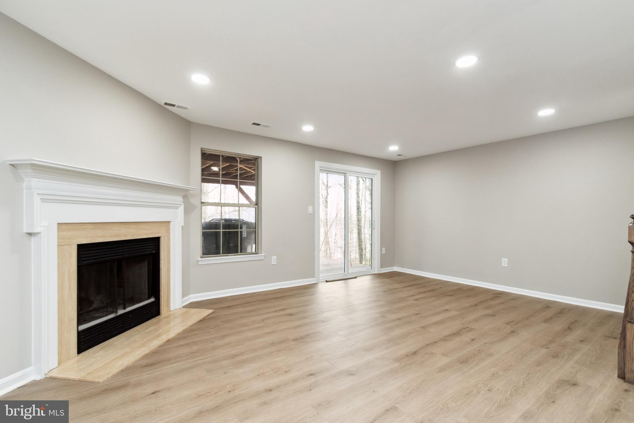 CHURCHILL TOWN SECTOR - Residential