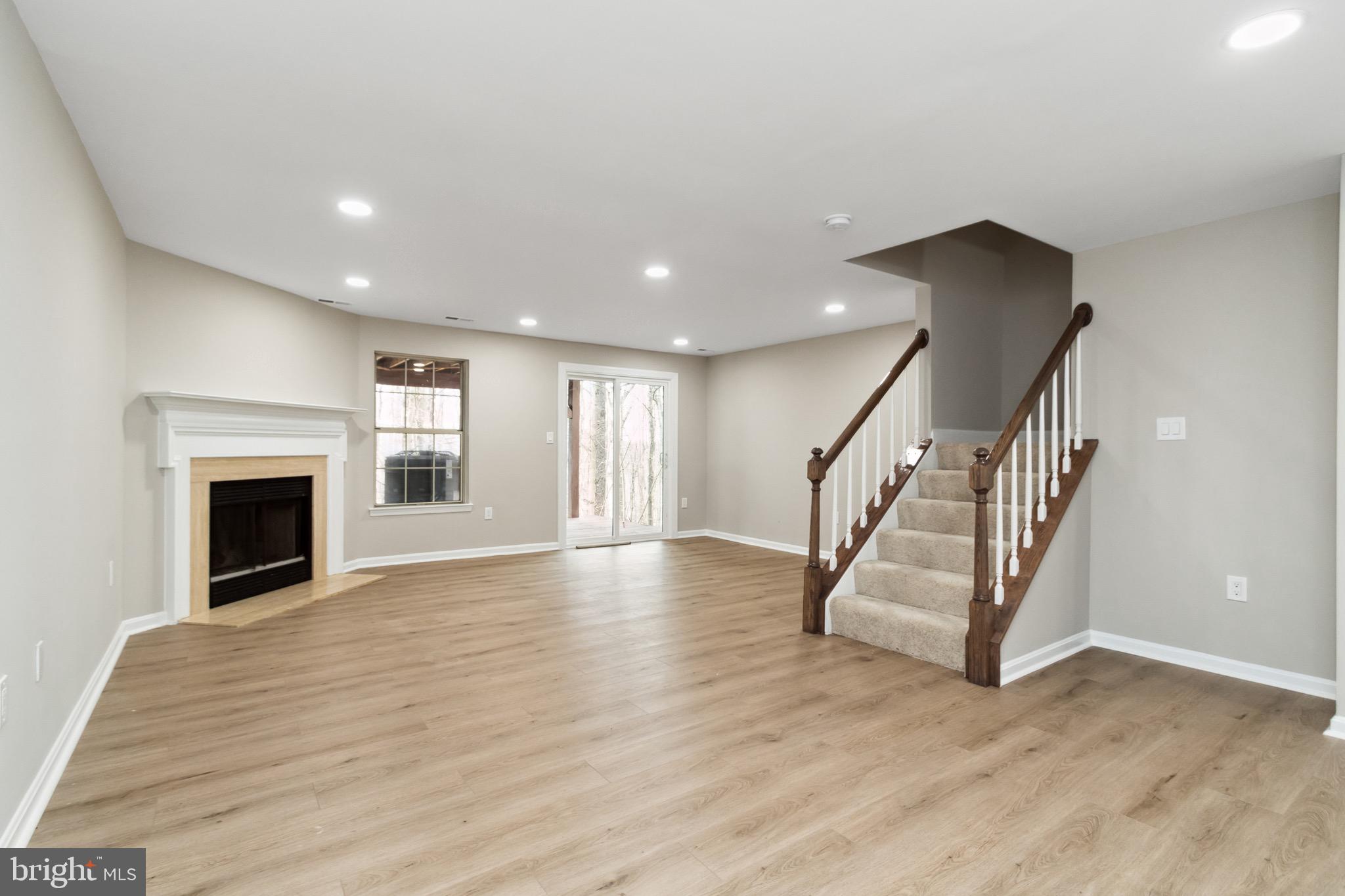 CHURCHILL TOWN SECTOR - Residential