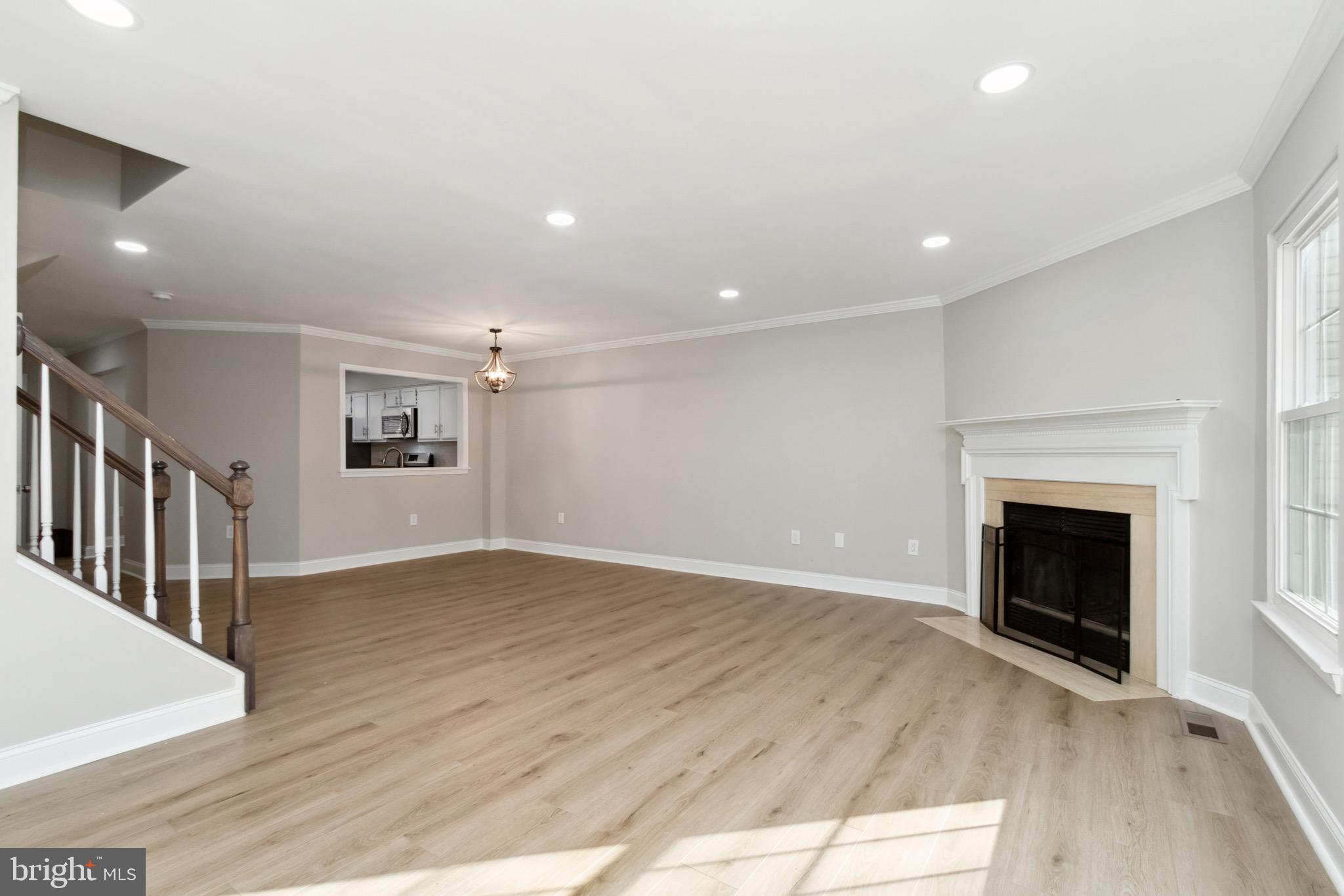 CHURCHILL TOWN SECTOR - Residential