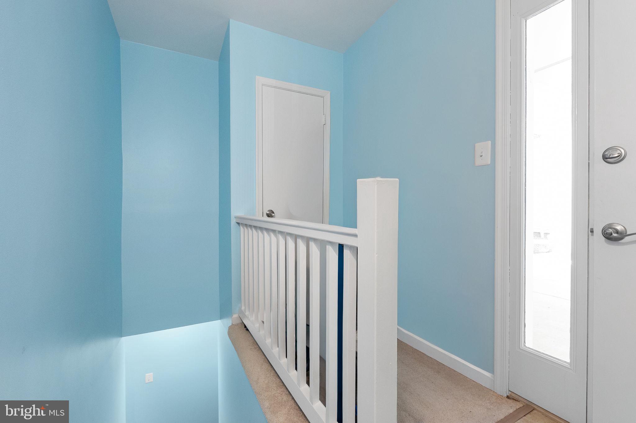 FOUR WINDS AT OAKTON - Residential