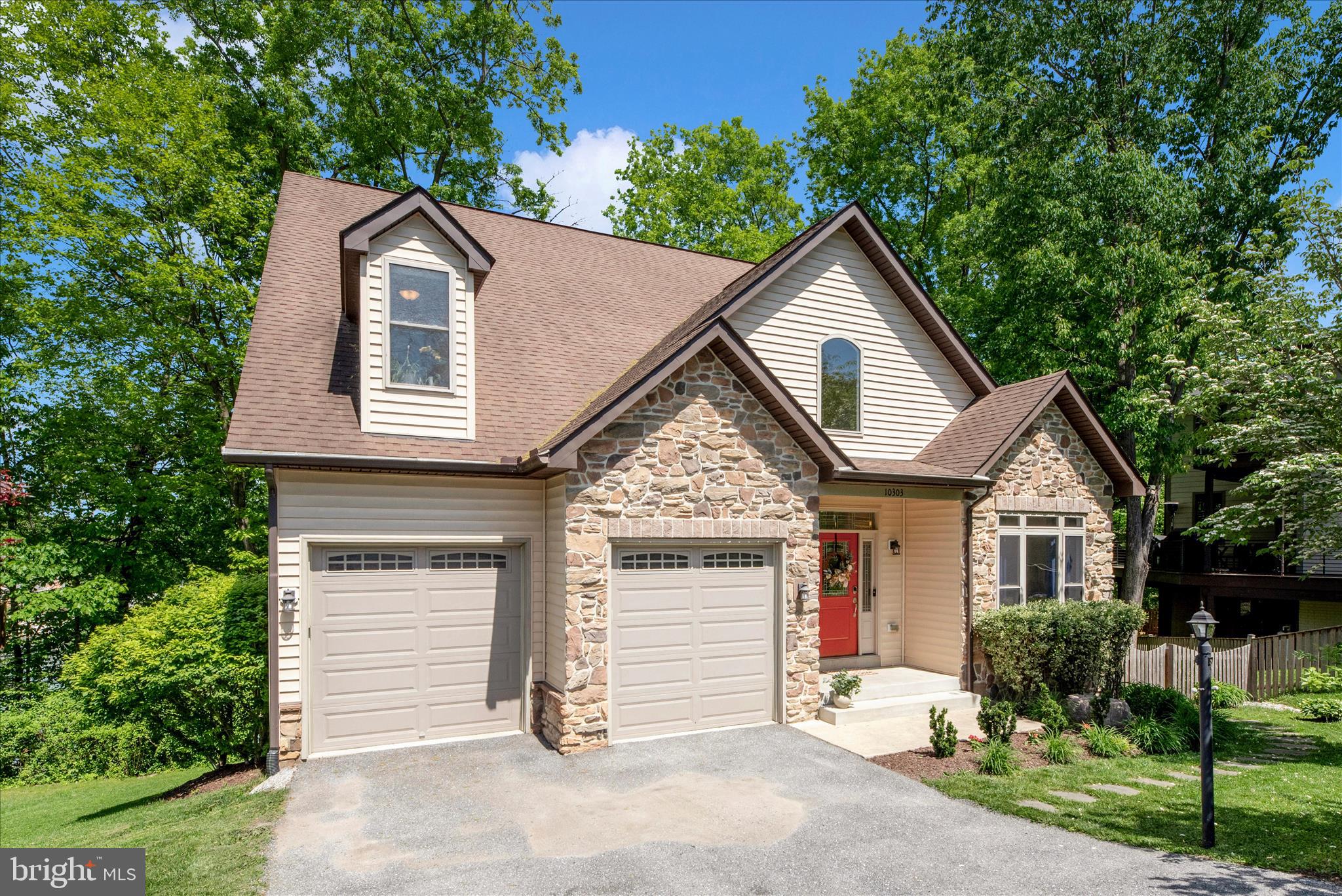 COLDSTREAM - Residential