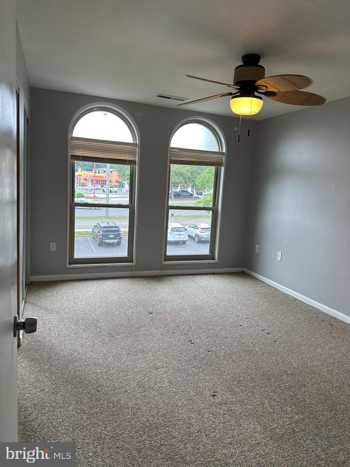 CANTERBURY SQUARE - Residential Lease