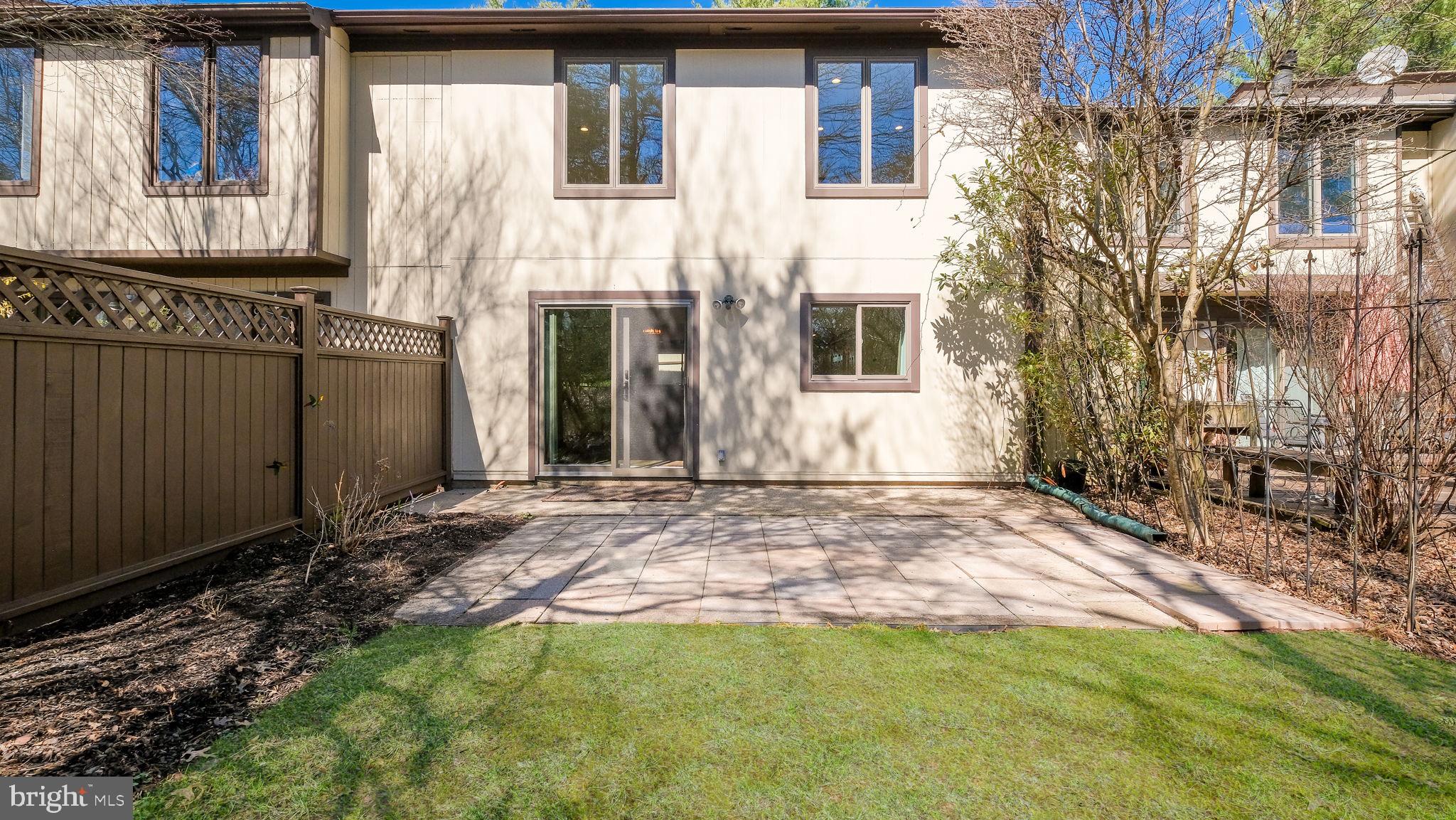 VILLAGE II - Residential