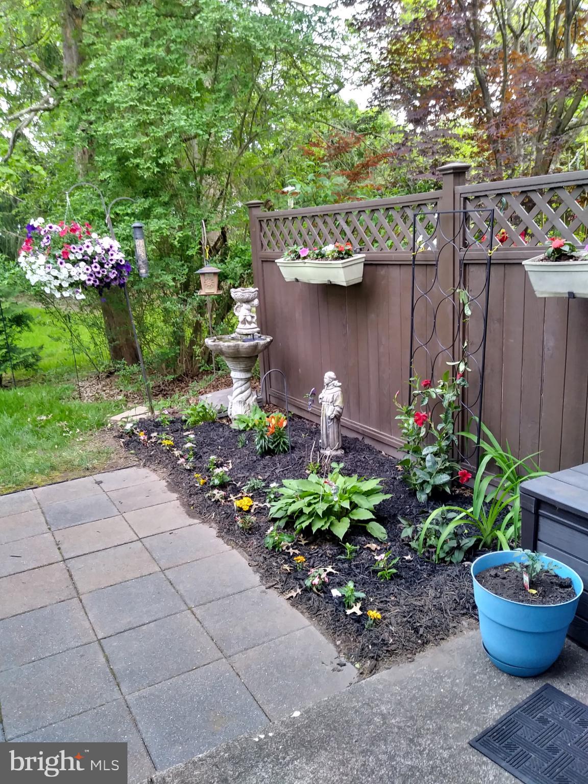 VILLAGE II - Residential