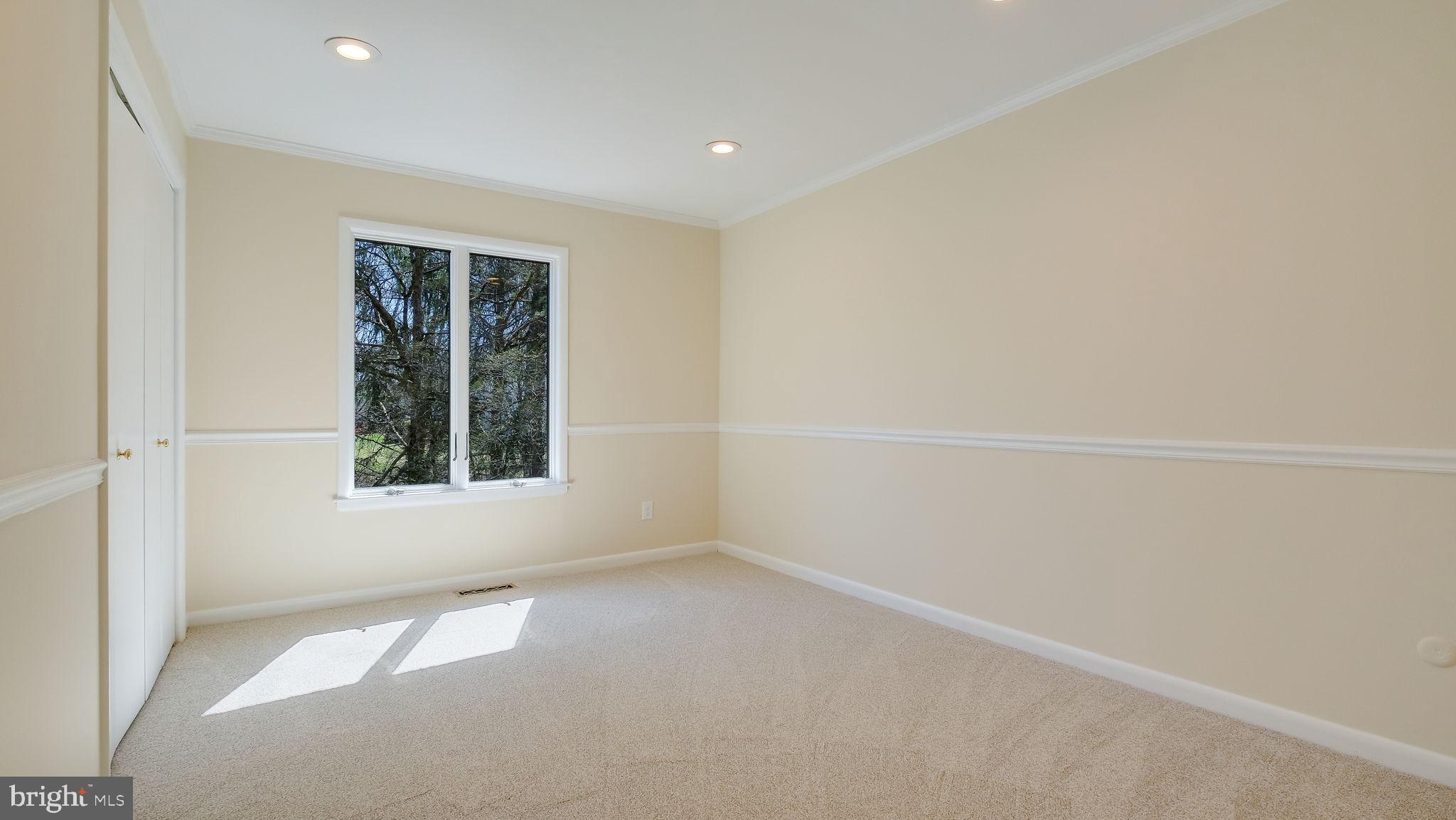 VILLAGE II - Residential