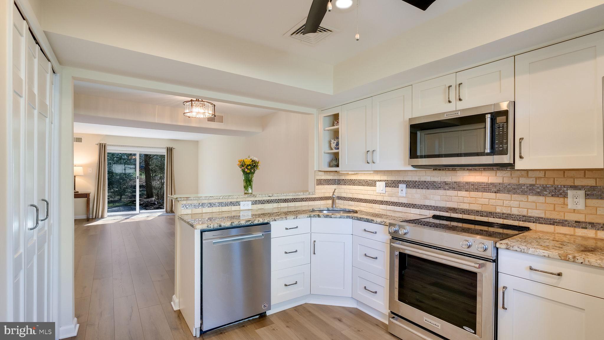 VILLAGE II - Residential