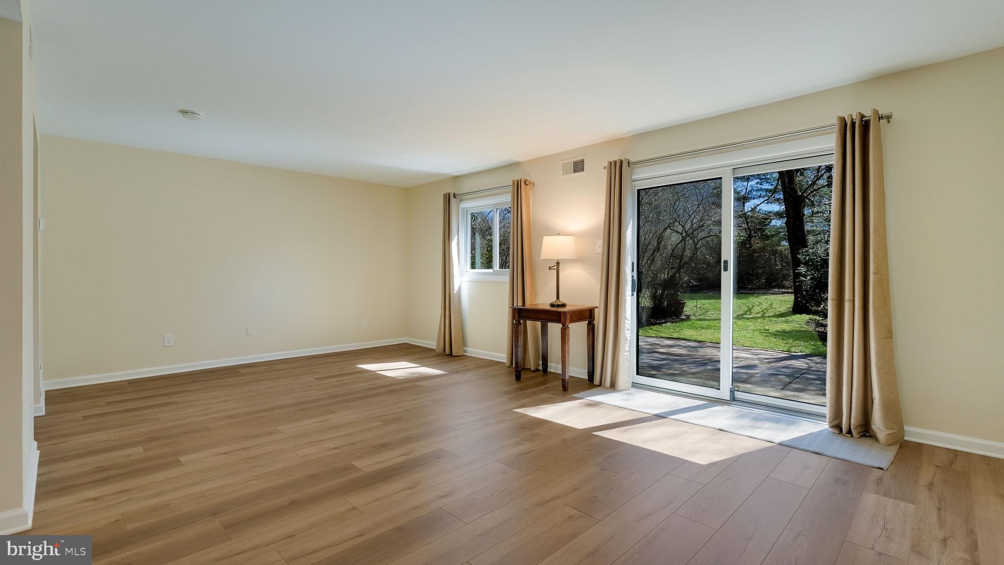 VILLAGE II - Residential