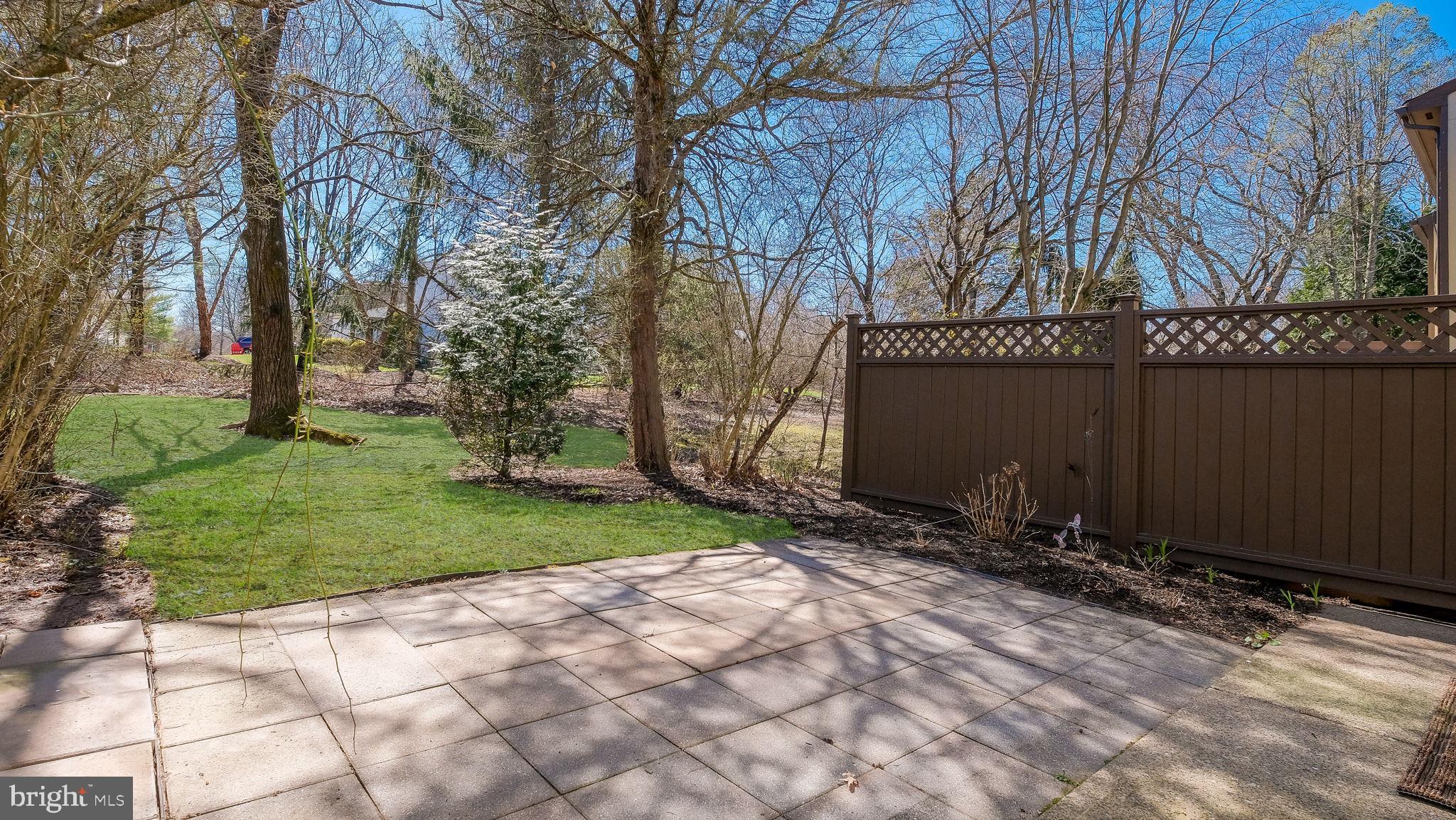 VILLAGE II - Residential