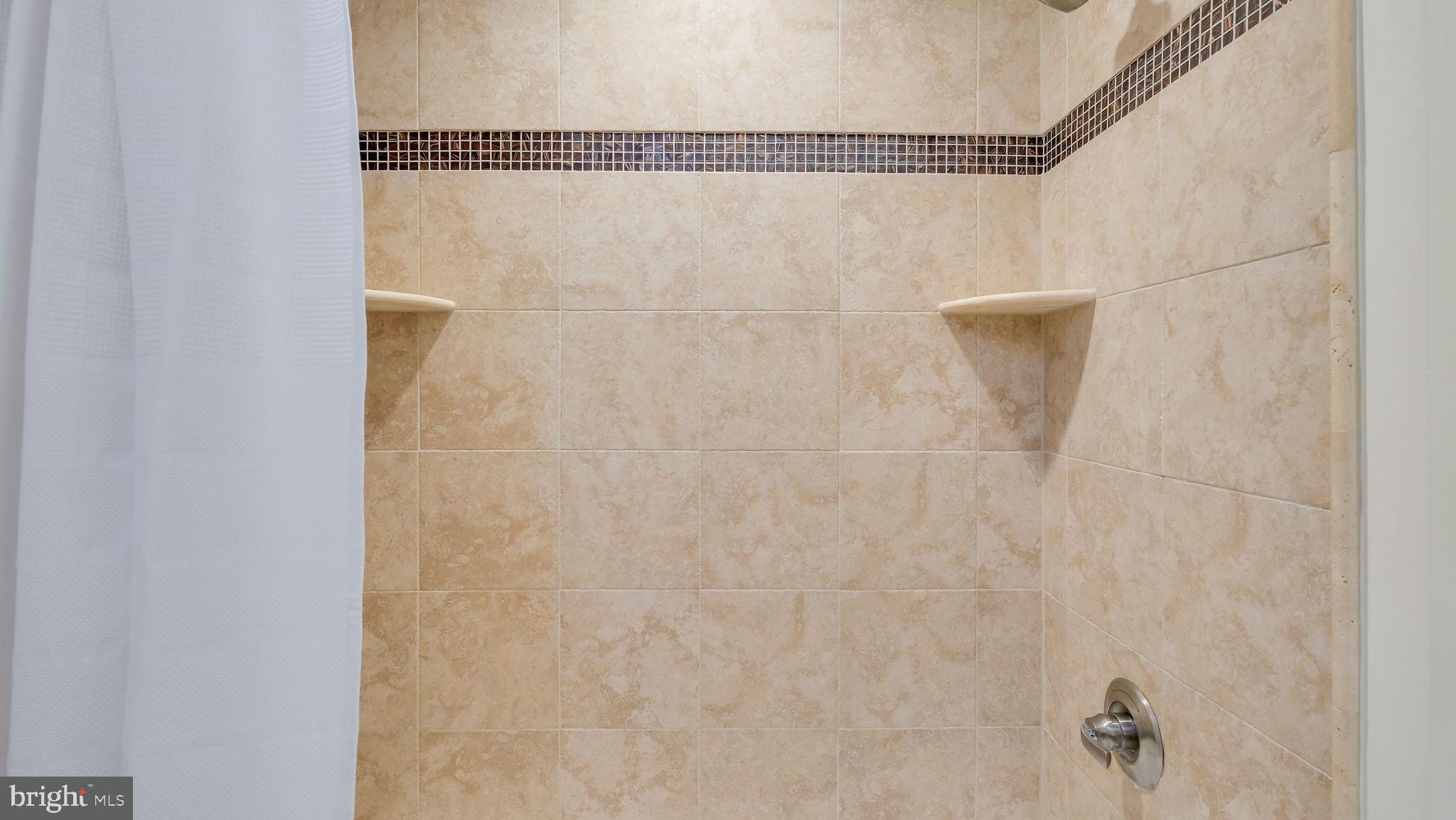 VILLAGE II - Residential