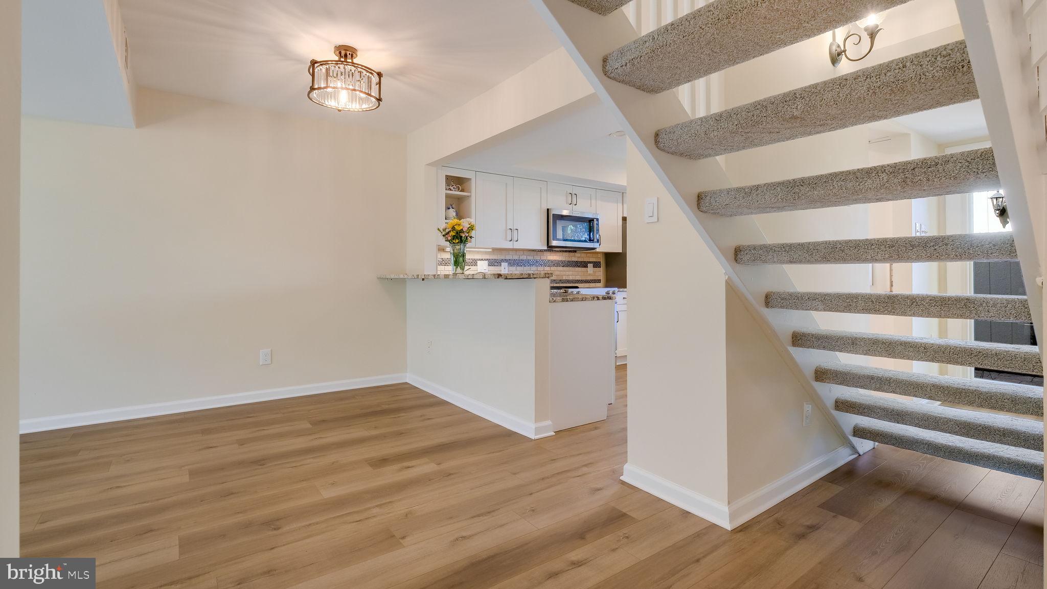 VILLAGE II - Residential