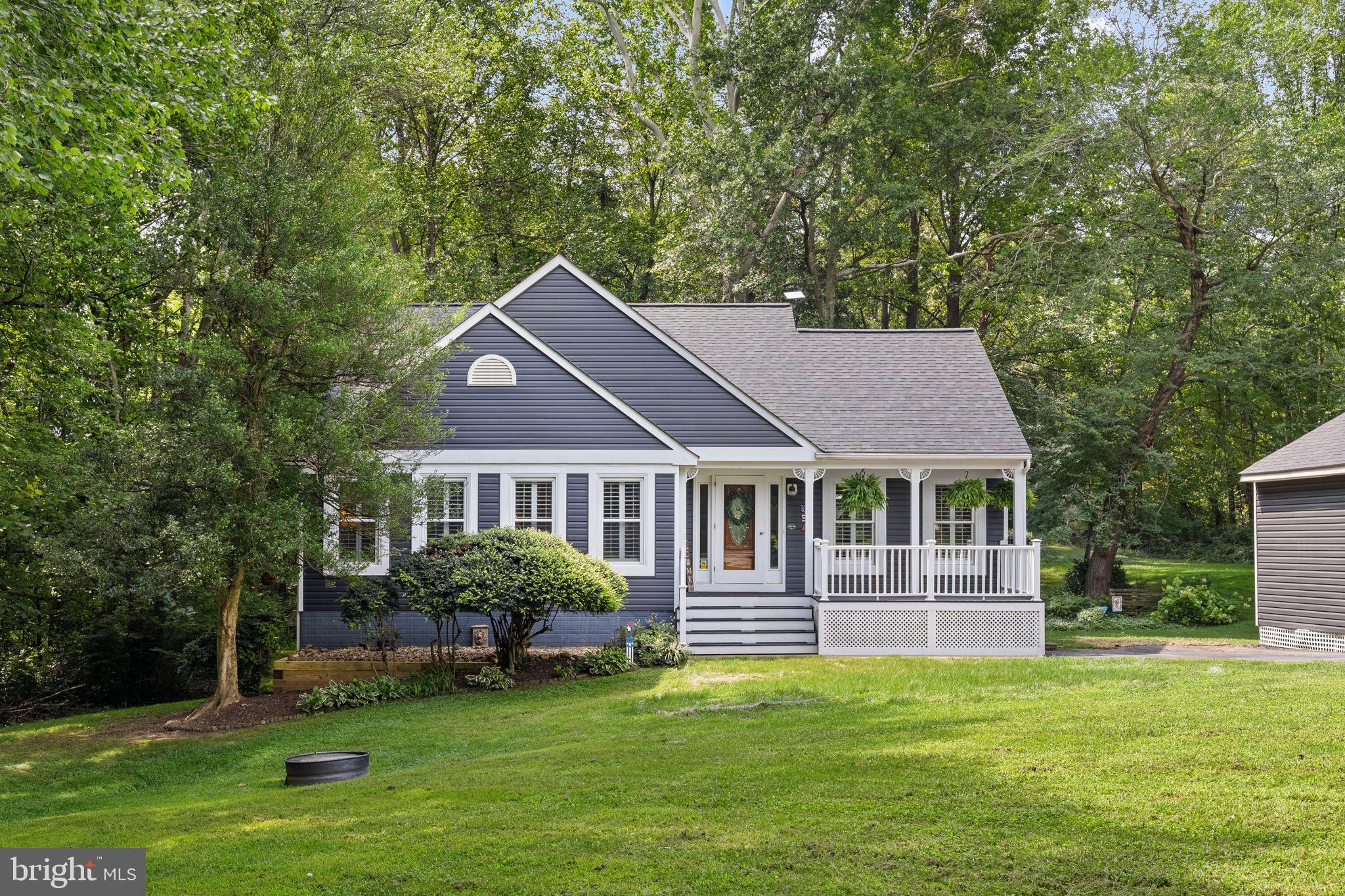 6 HAY BARN ROAD