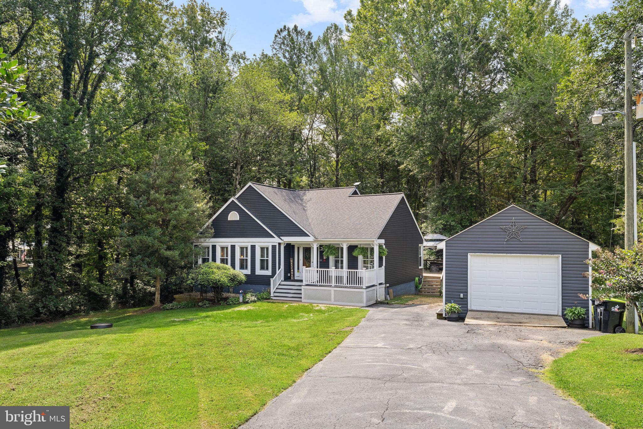 6 HAY BARN ROAD
