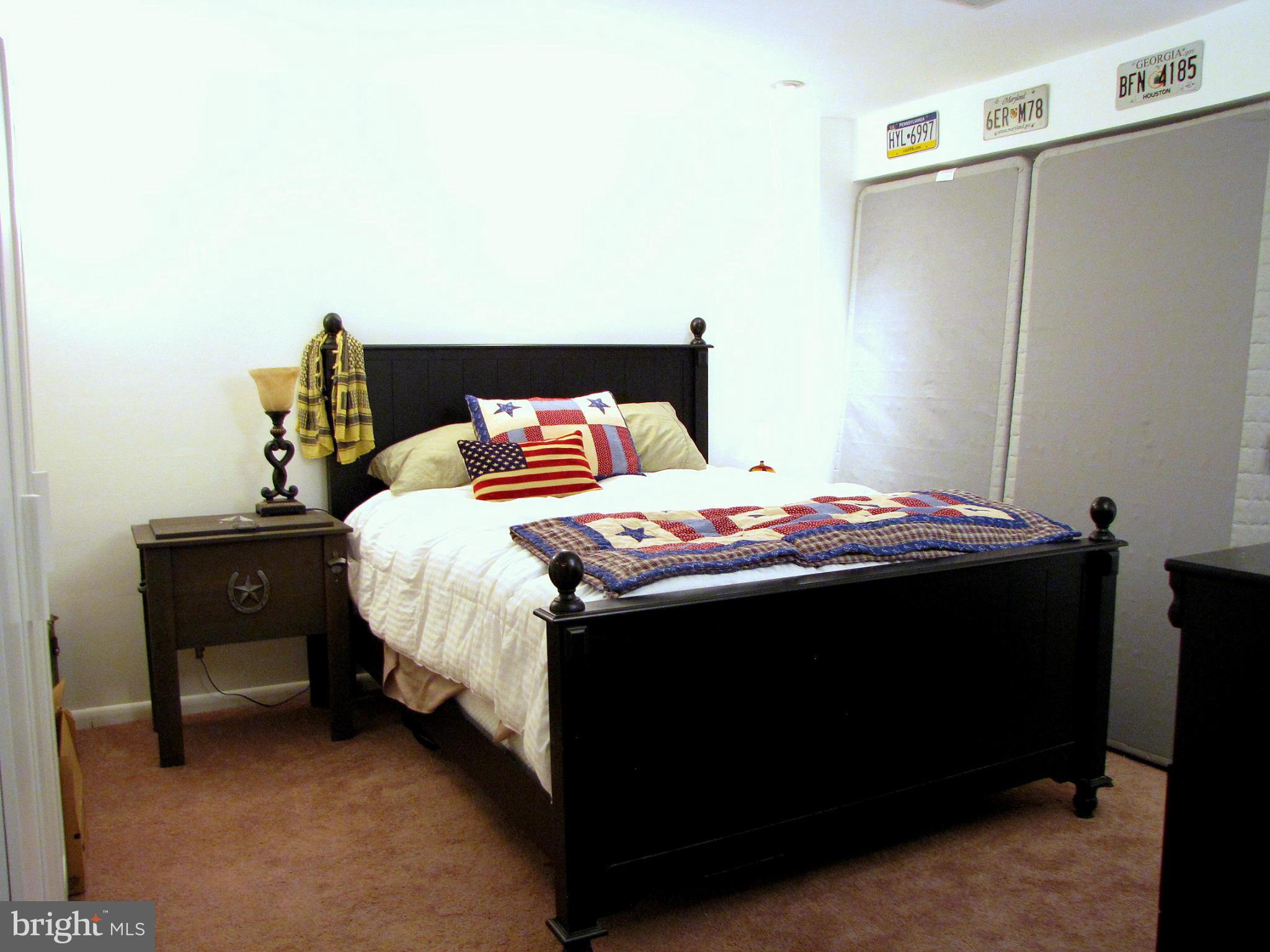 OCCOQUAN OVERLOOK - Residential Lease