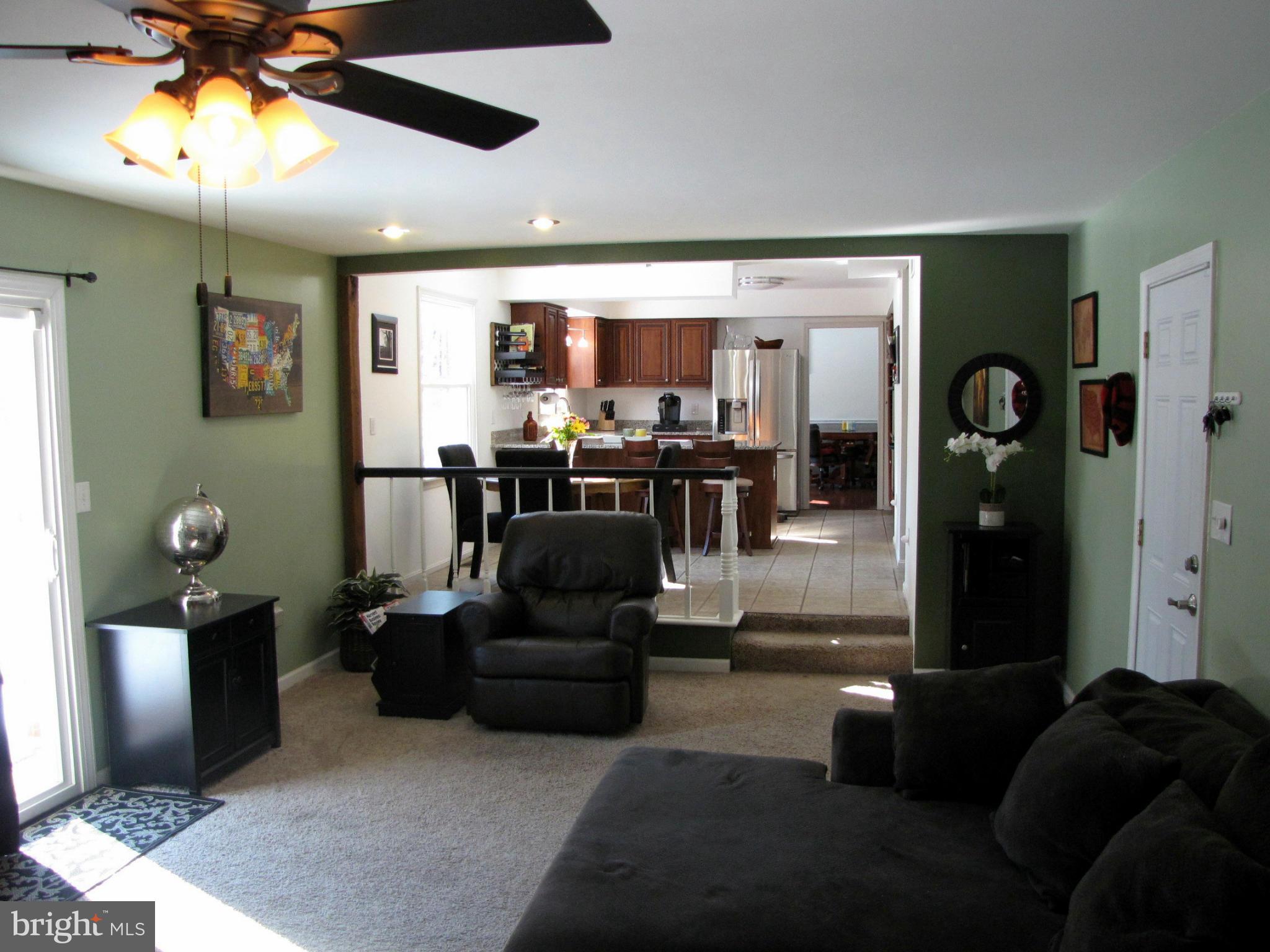 OCCOQUAN OVERLOOK - Residential Lease