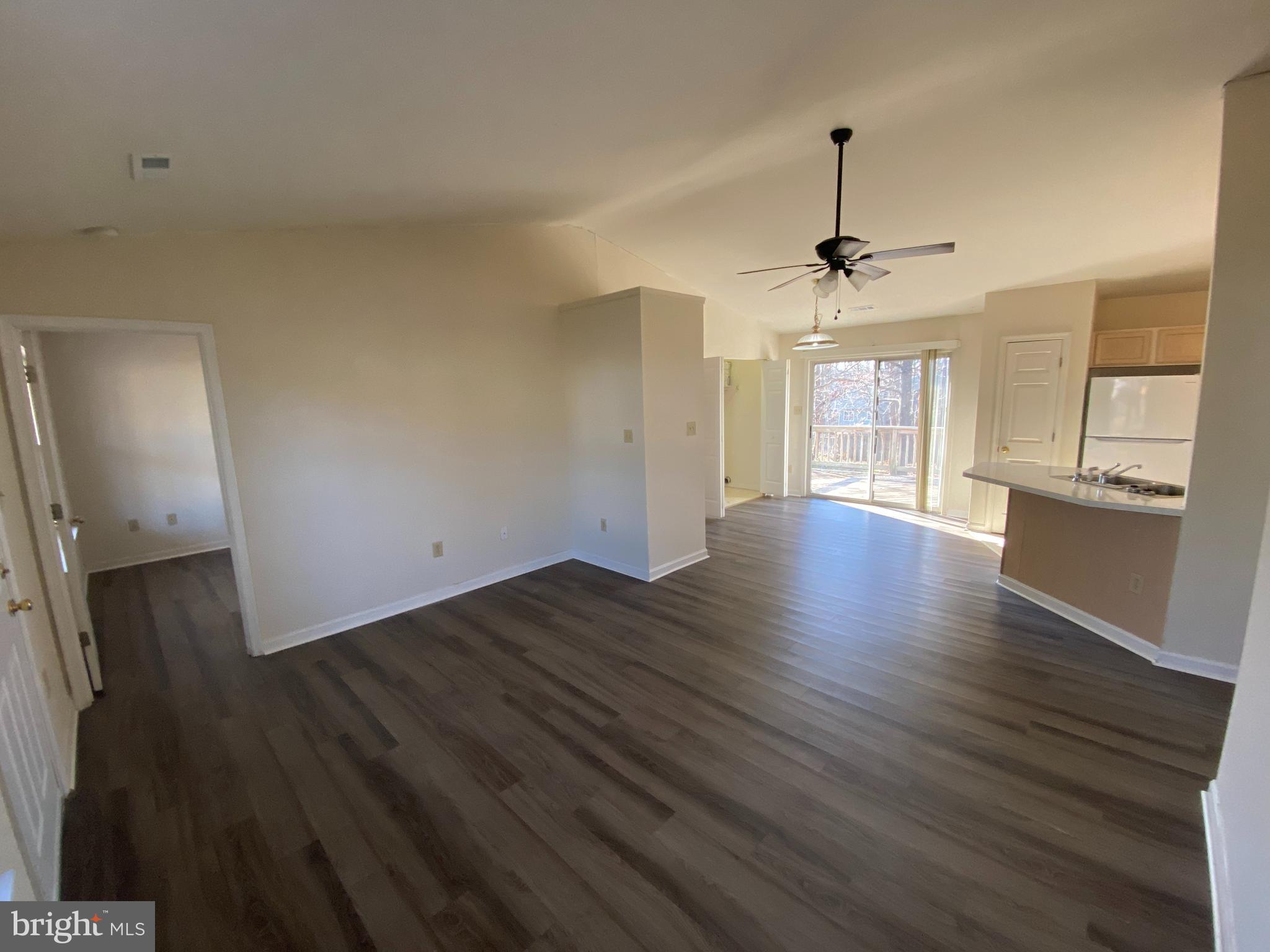 WILLOW OAKS - Residential Lease