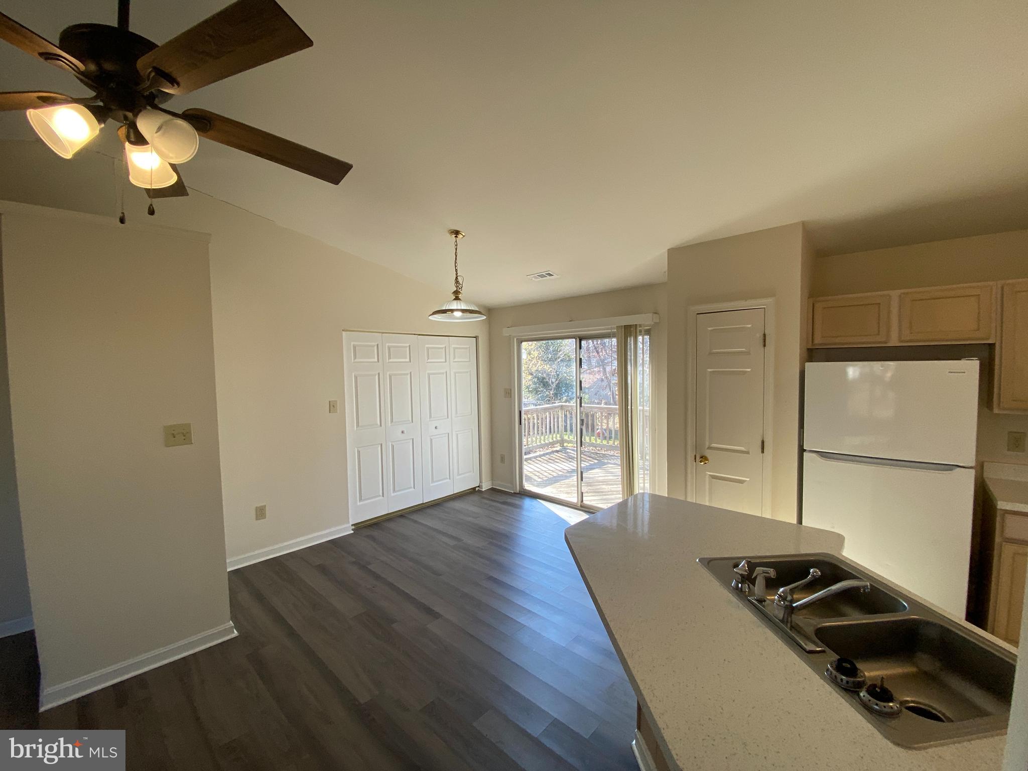 WILLOW OAKS - Residential Lease