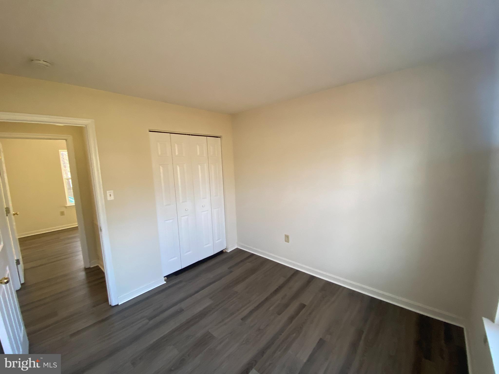 WILLOW OAKS - Residential Lease