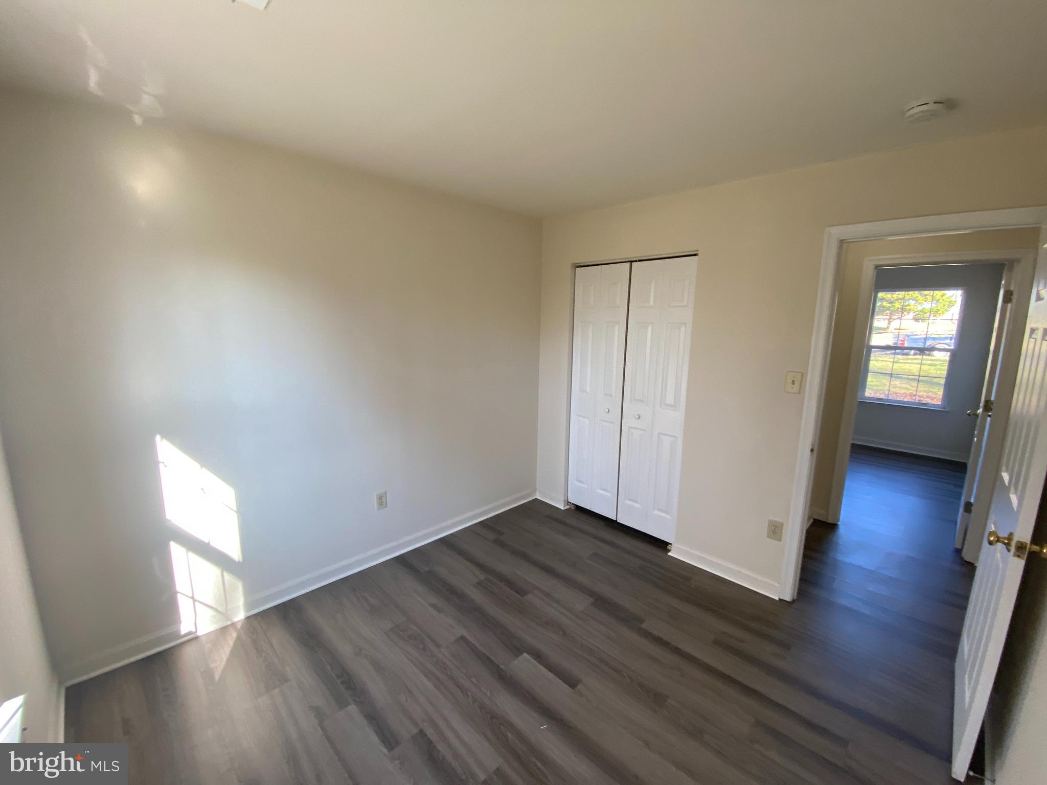 WILLOW OAKS - Residential Lease