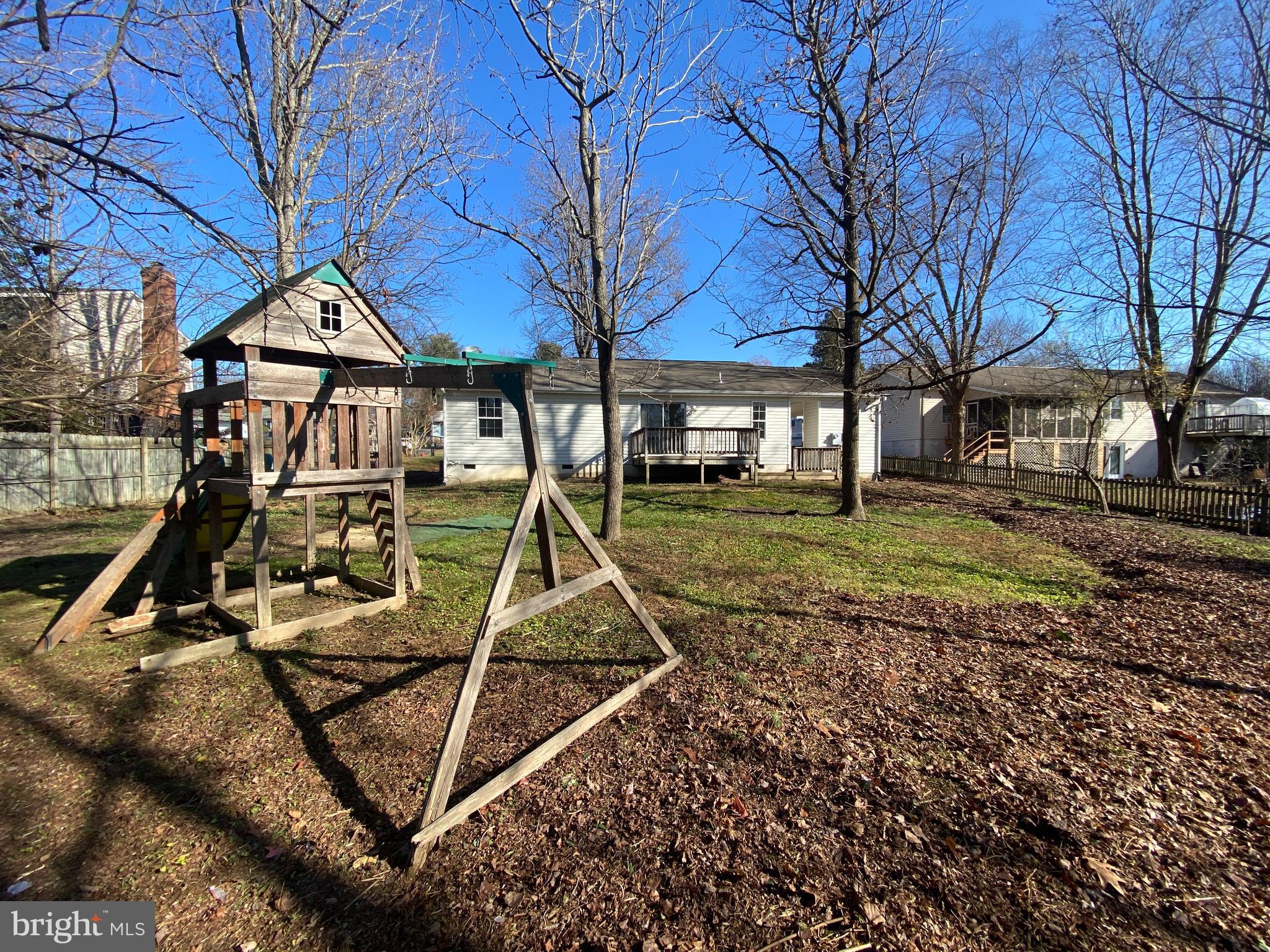 WILLOW OAKS - Residential Lease