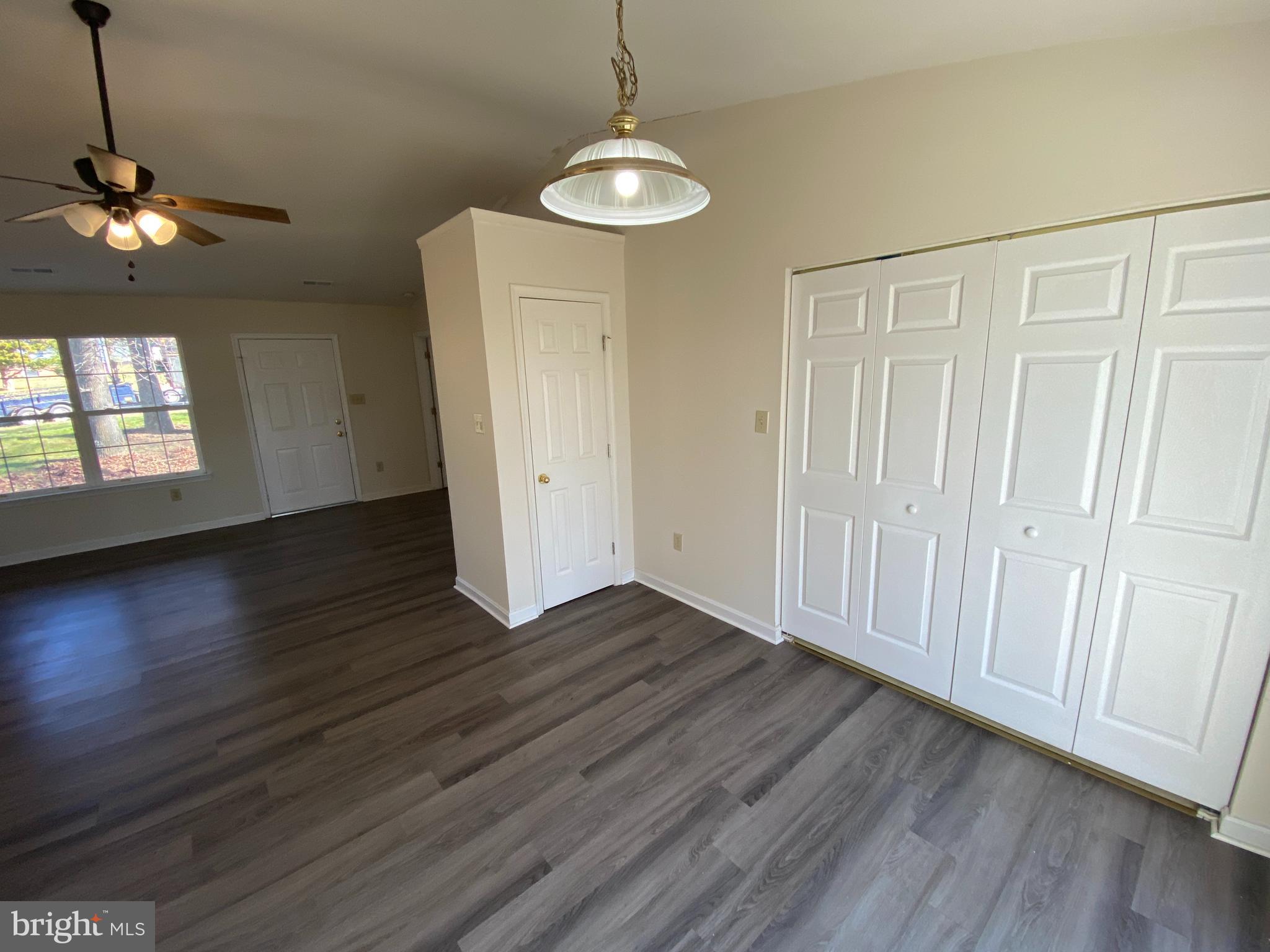 WILLOW OAKS - Residential Lease