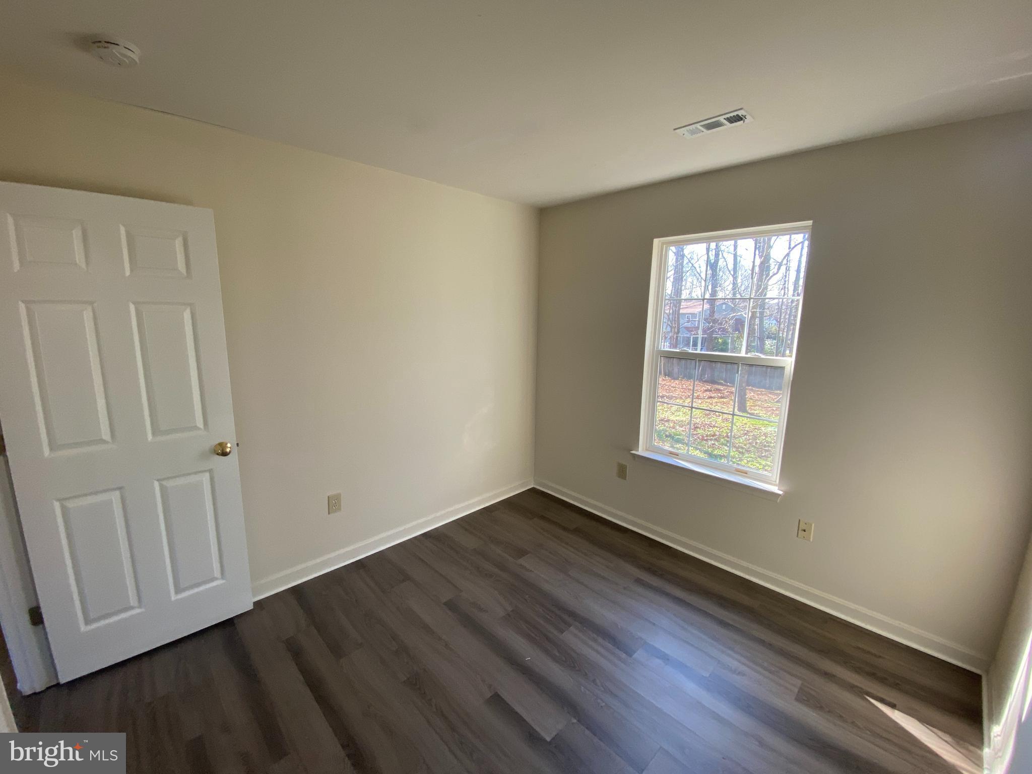 WILLOW OAKS - Residential Lease