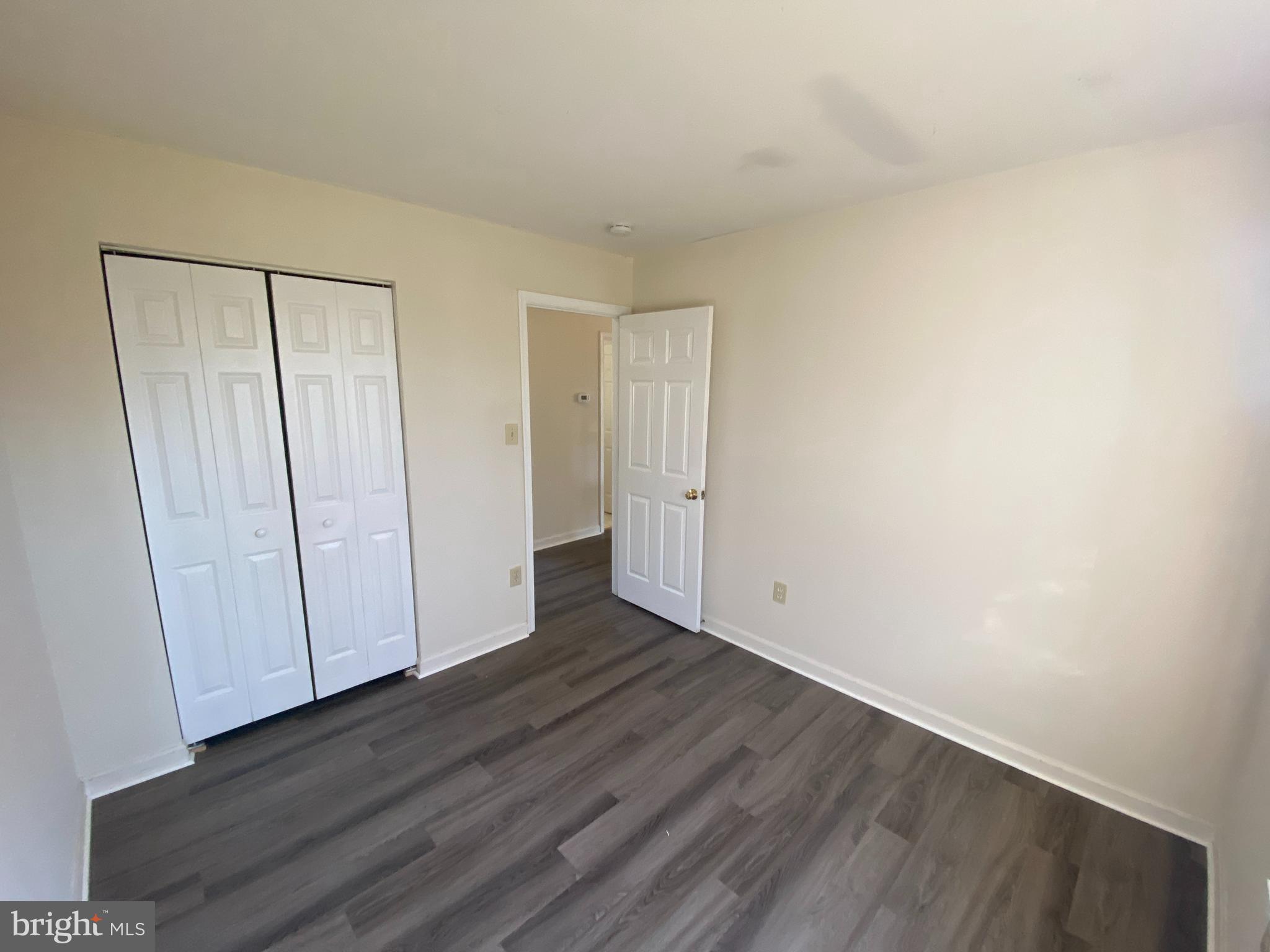 WILLOW OAKS - Residential Lease