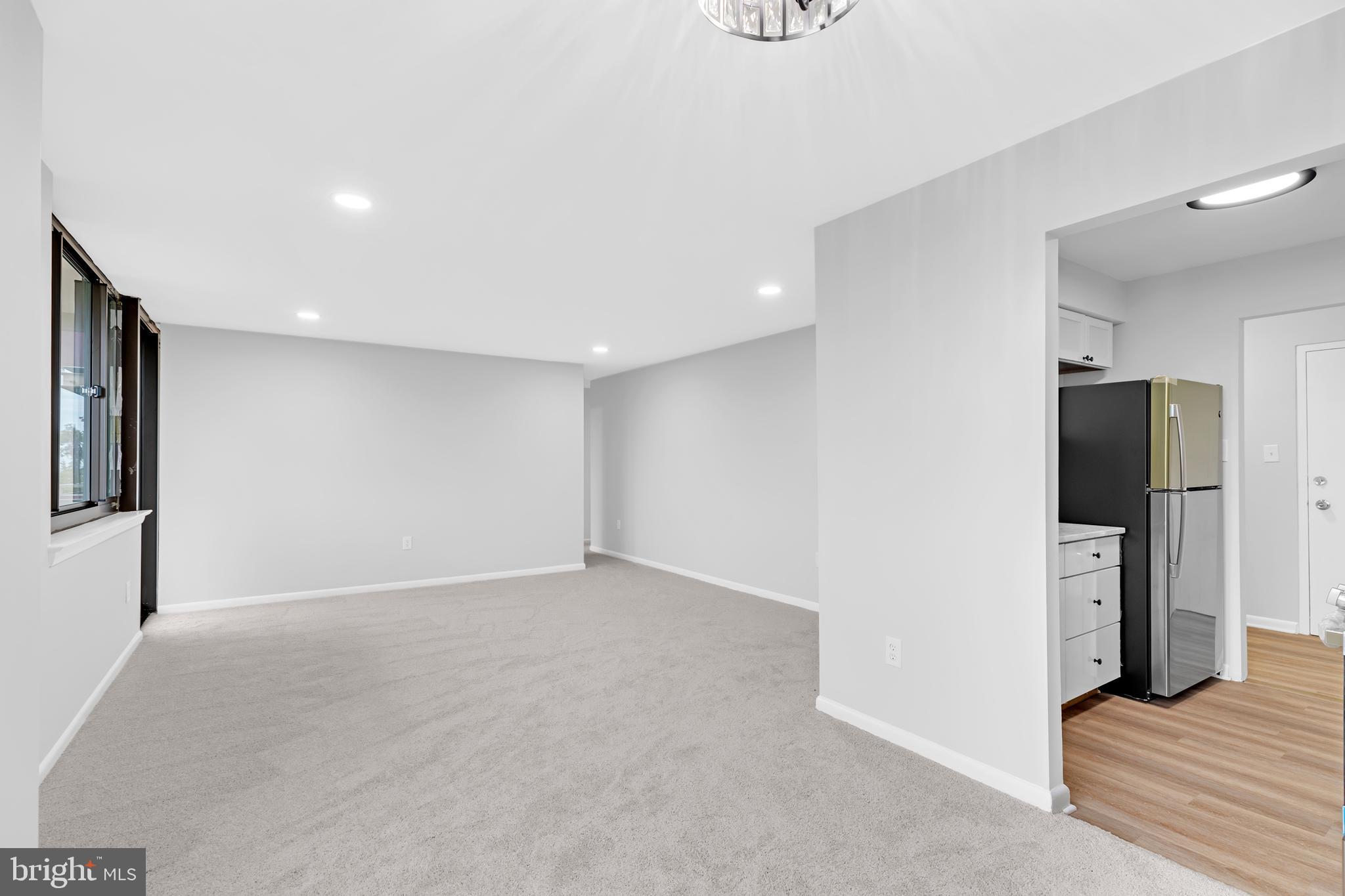 STONERIDGE KNOLL - Residential