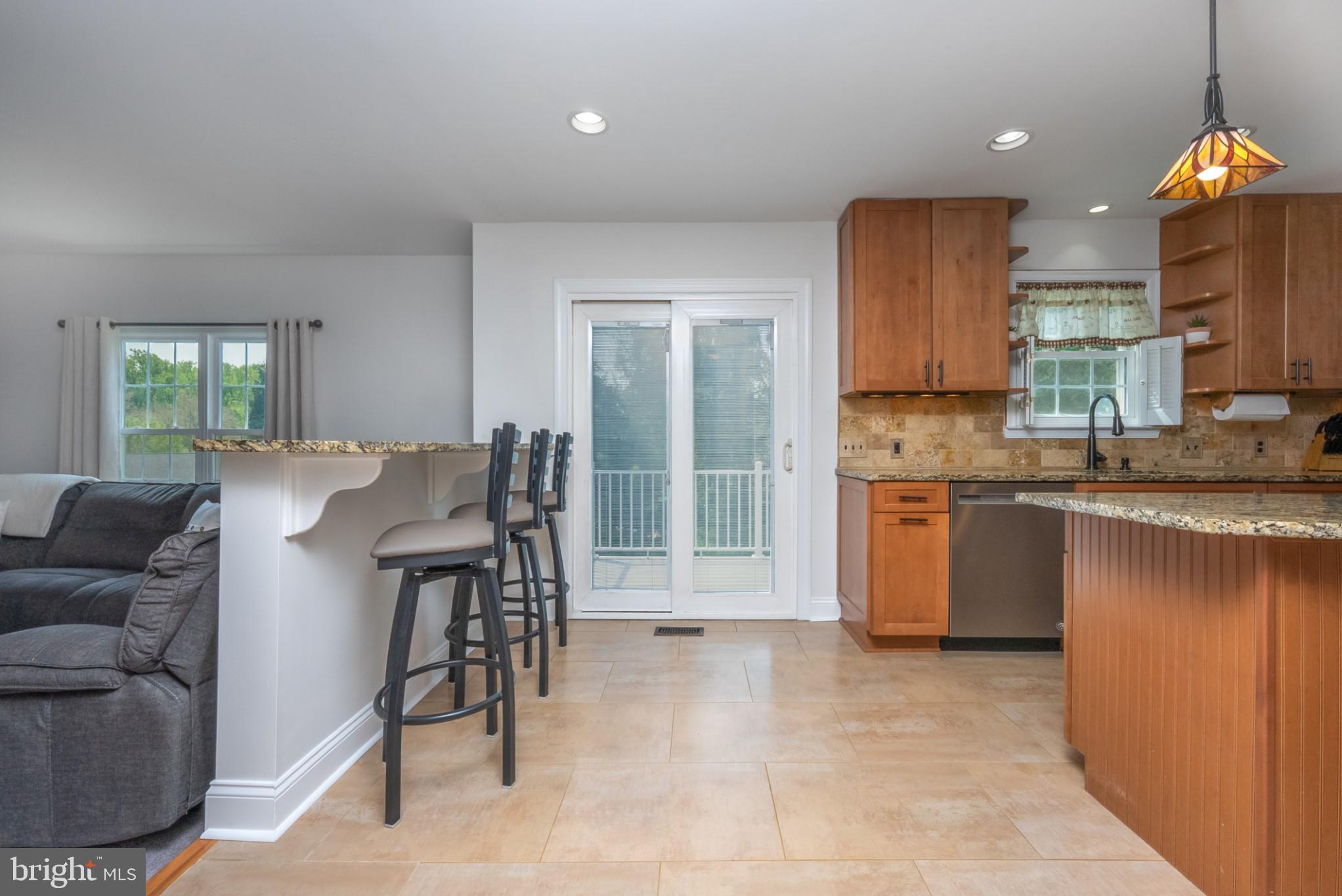 HUNTERS CROSSING - Residential