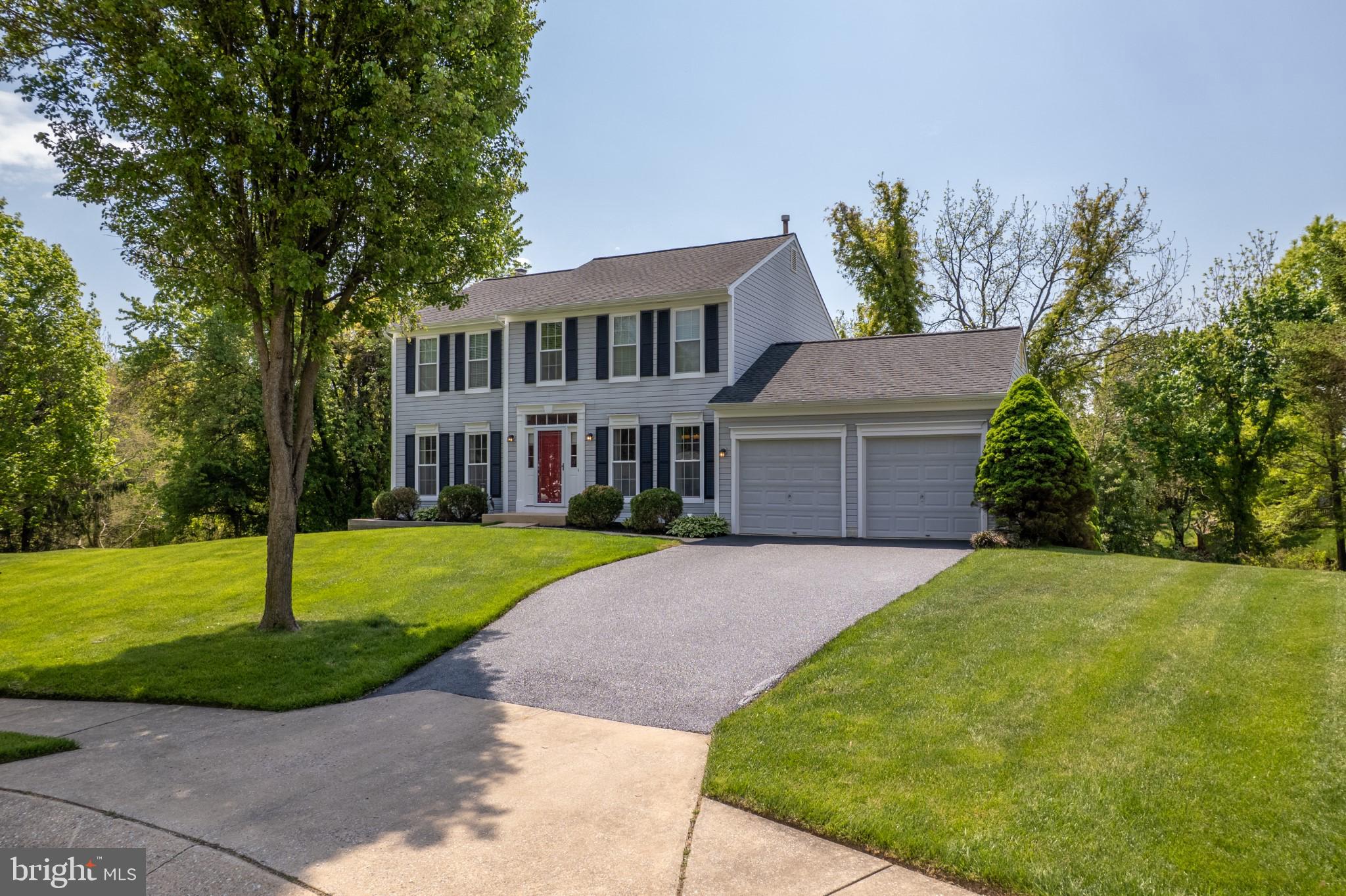 HUNTERS CROSSING - Residential