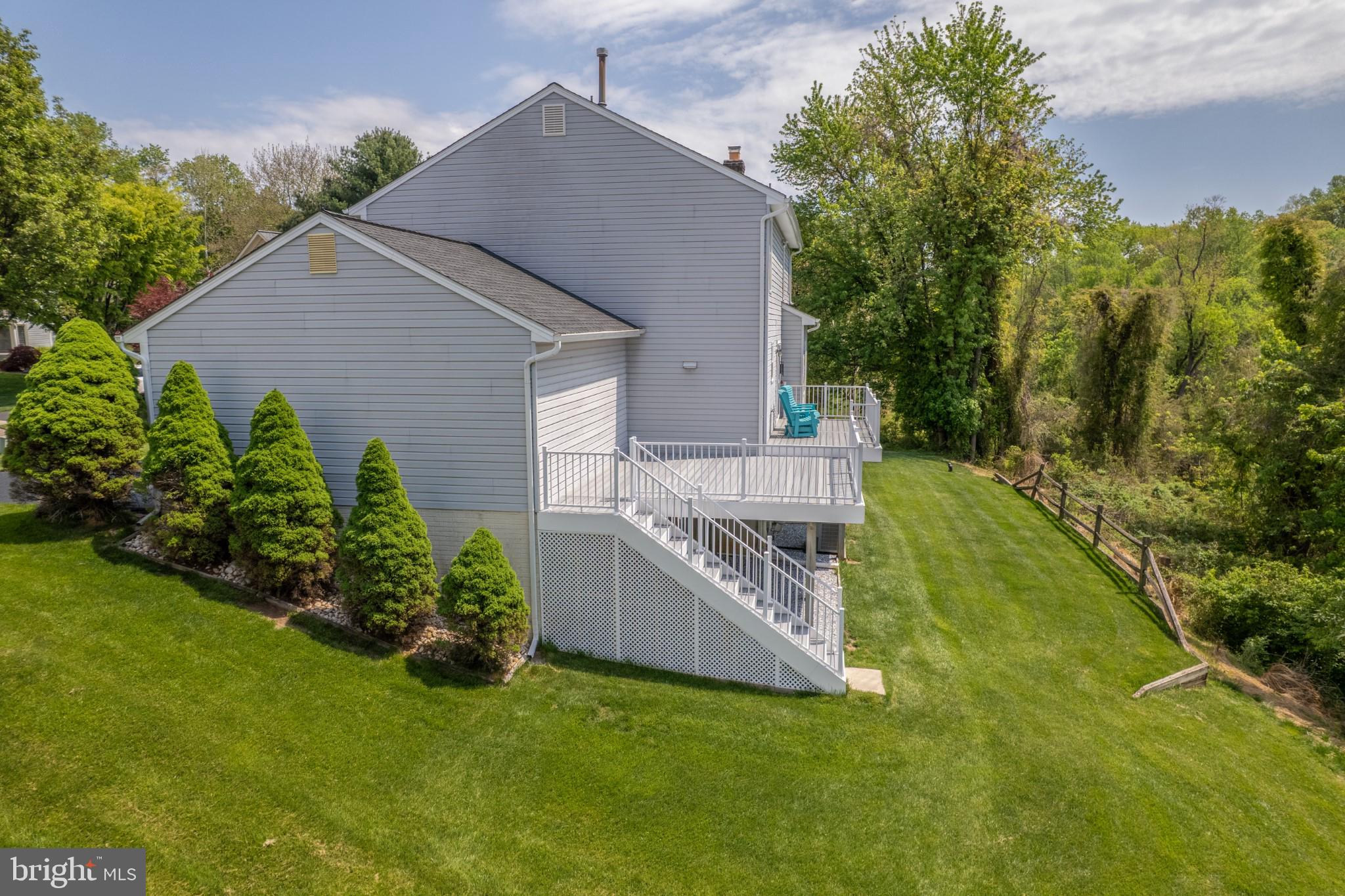 HUNTERS CROSSING - Residential