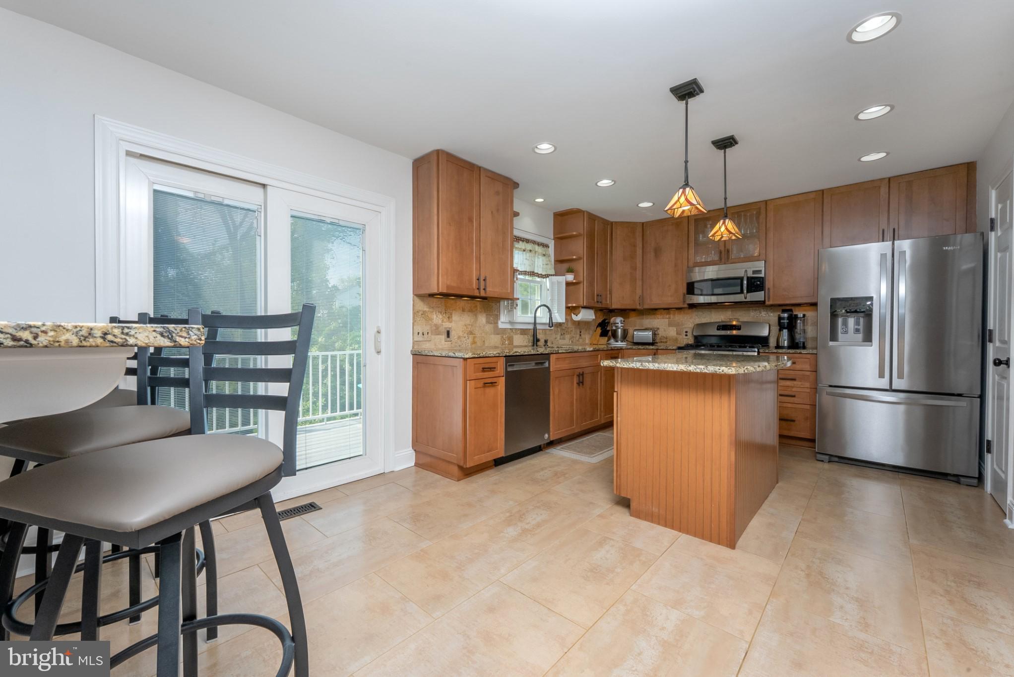 HUNTERS CROSSING - Residential