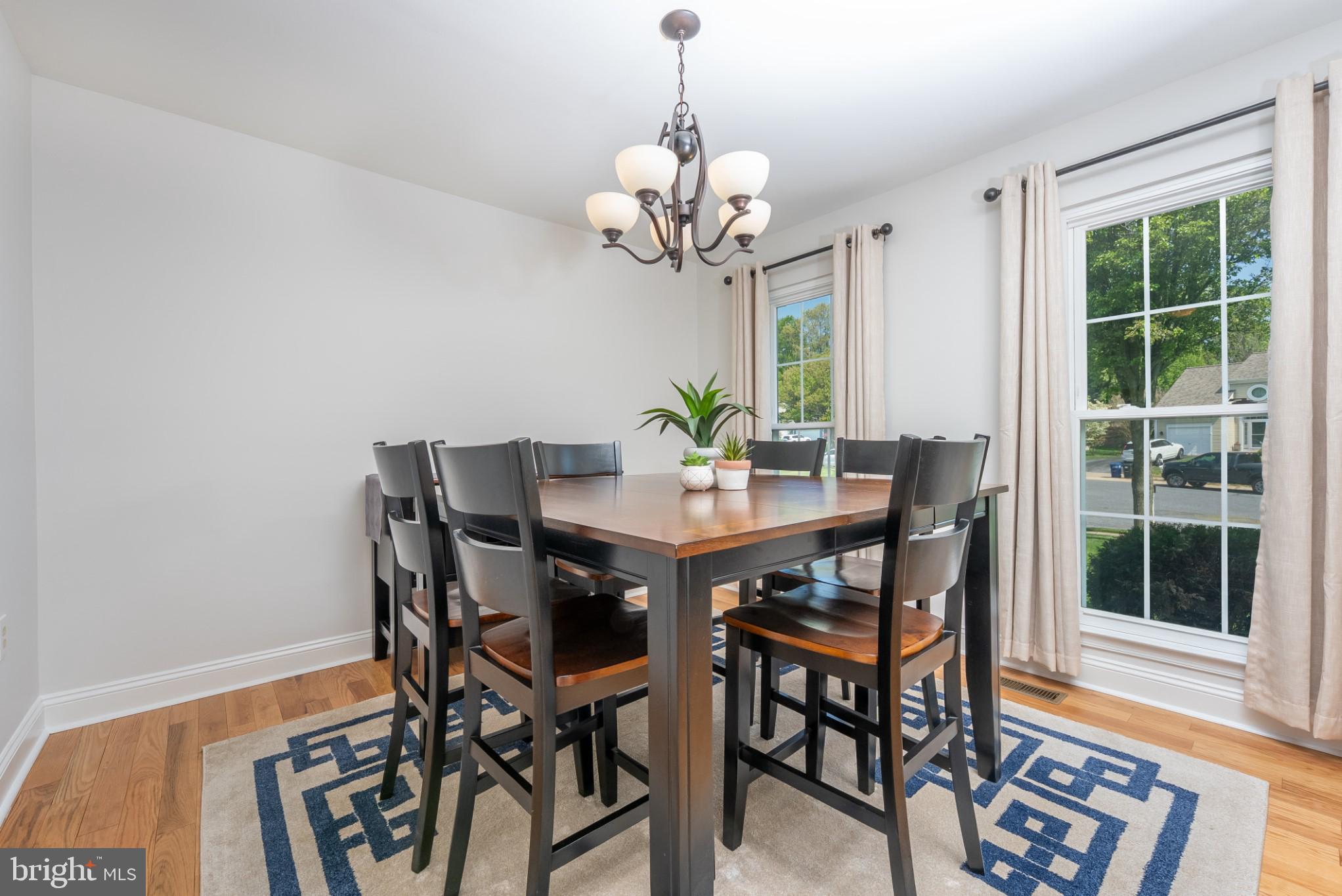 HUNTERS CROSSING - Residential