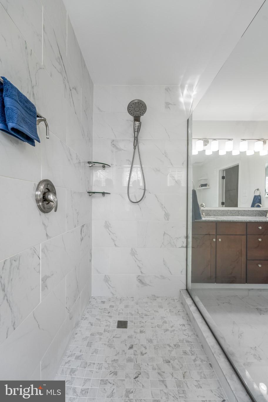 HUNTERS CROSSING - Residential