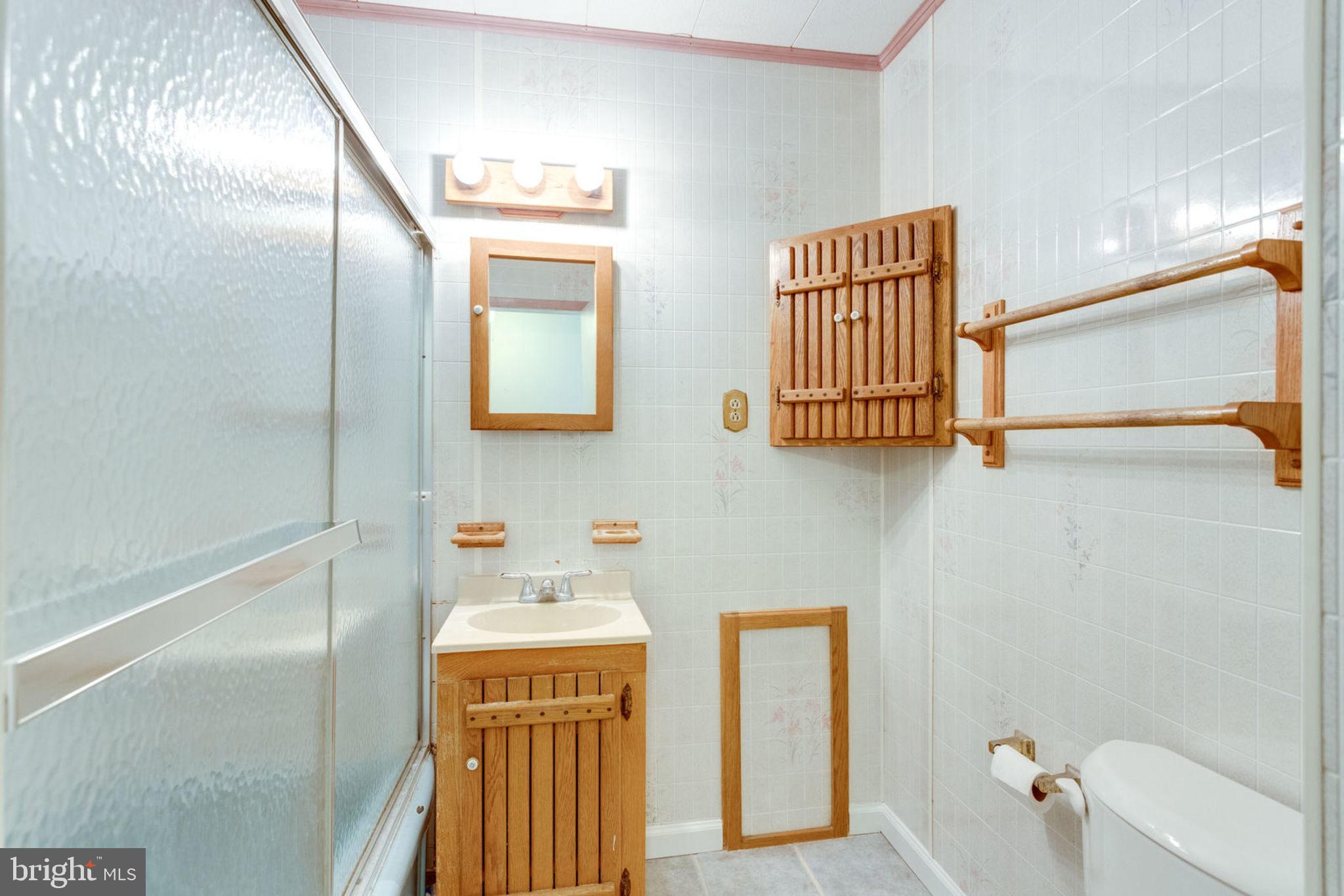 LOISDALE ESTATES - Residential