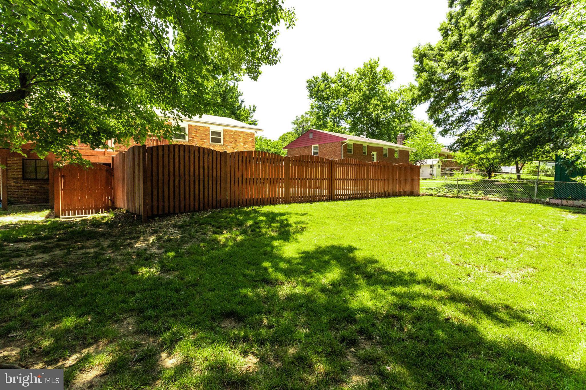 LOISDALE ESTATES - Residential