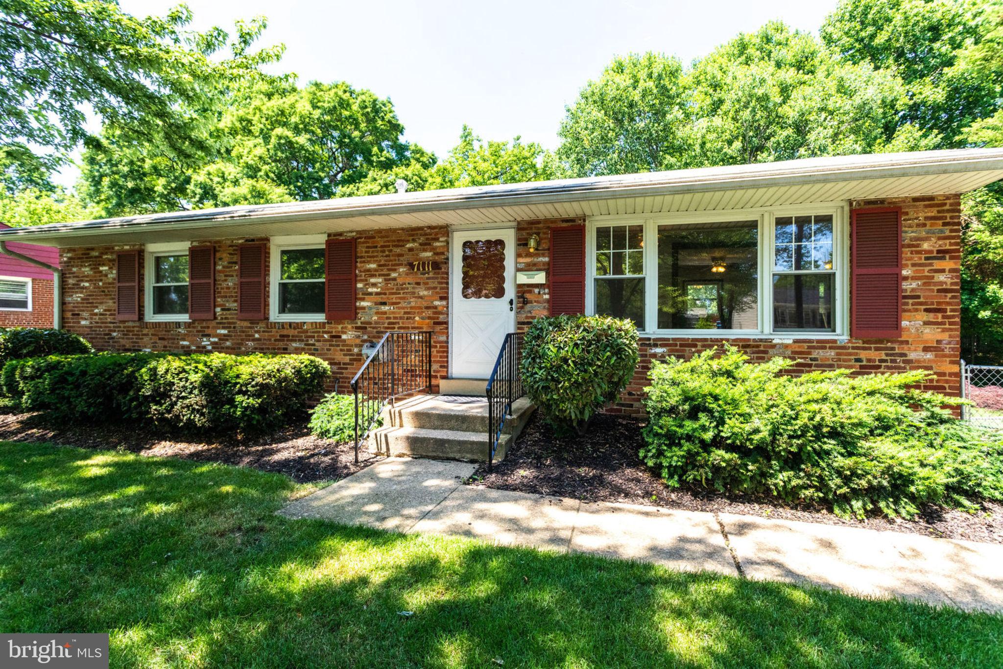 LOISDALE ESTATES - Residential