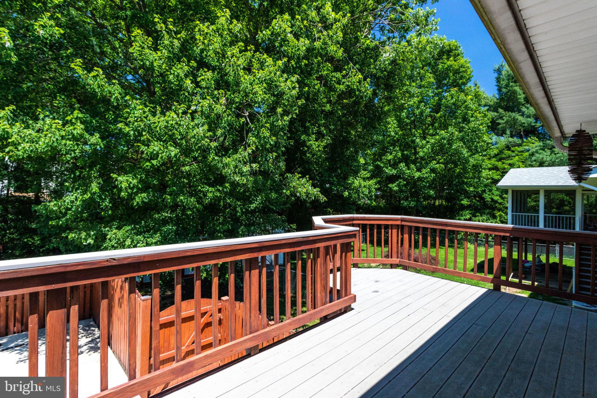 LOISDALE ESTATES - Residential