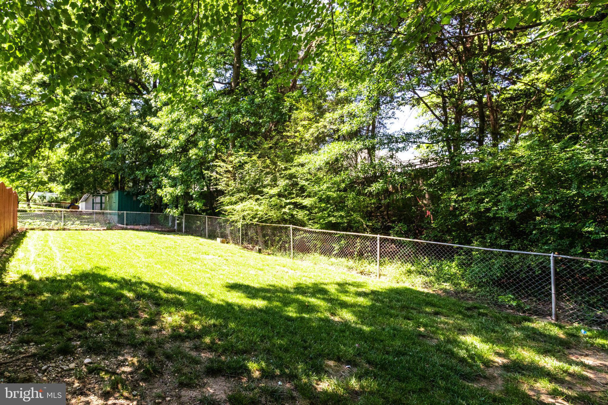 LOISDALE ESTATES - Residential