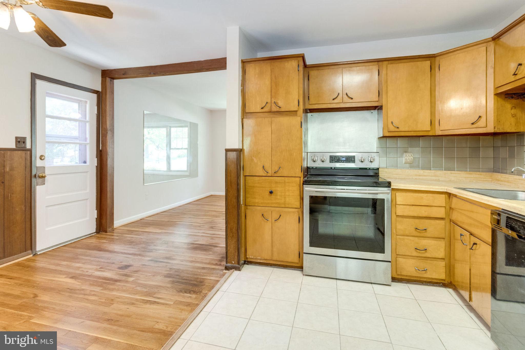 LOISDALE ESTATES - Residential