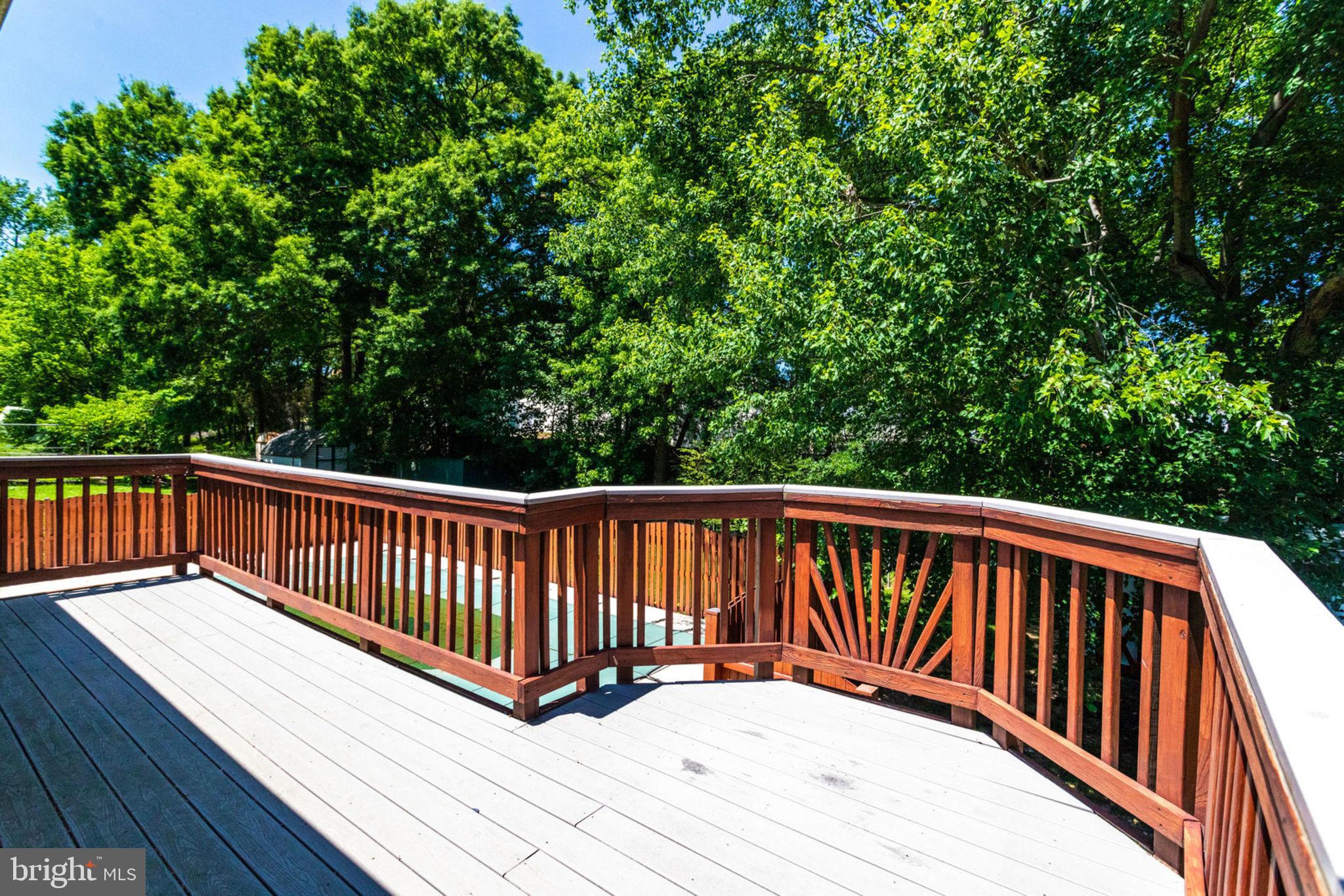 LOISDALE ESTATES - Residential