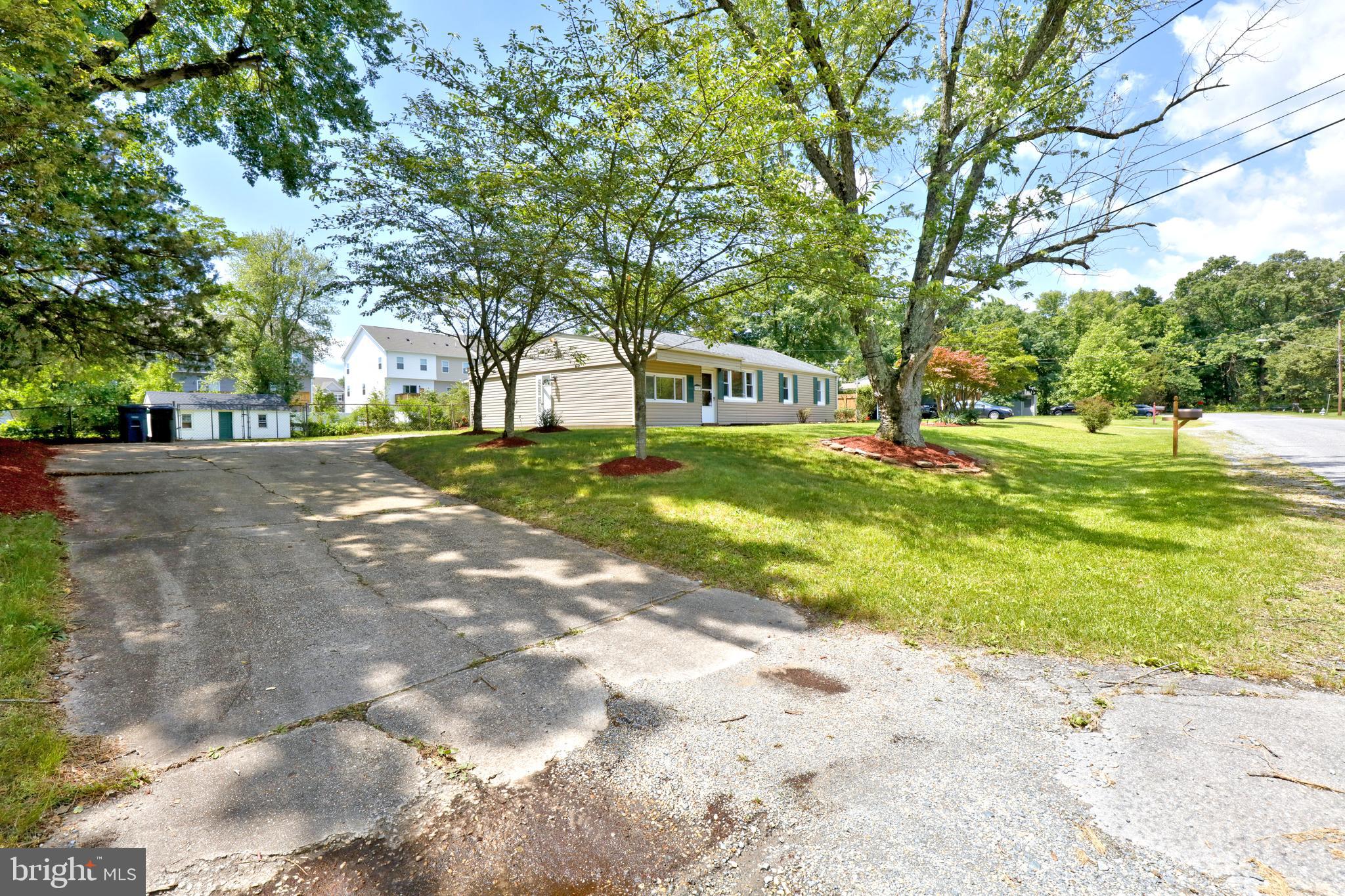 CLINTON ESTATES - Residential