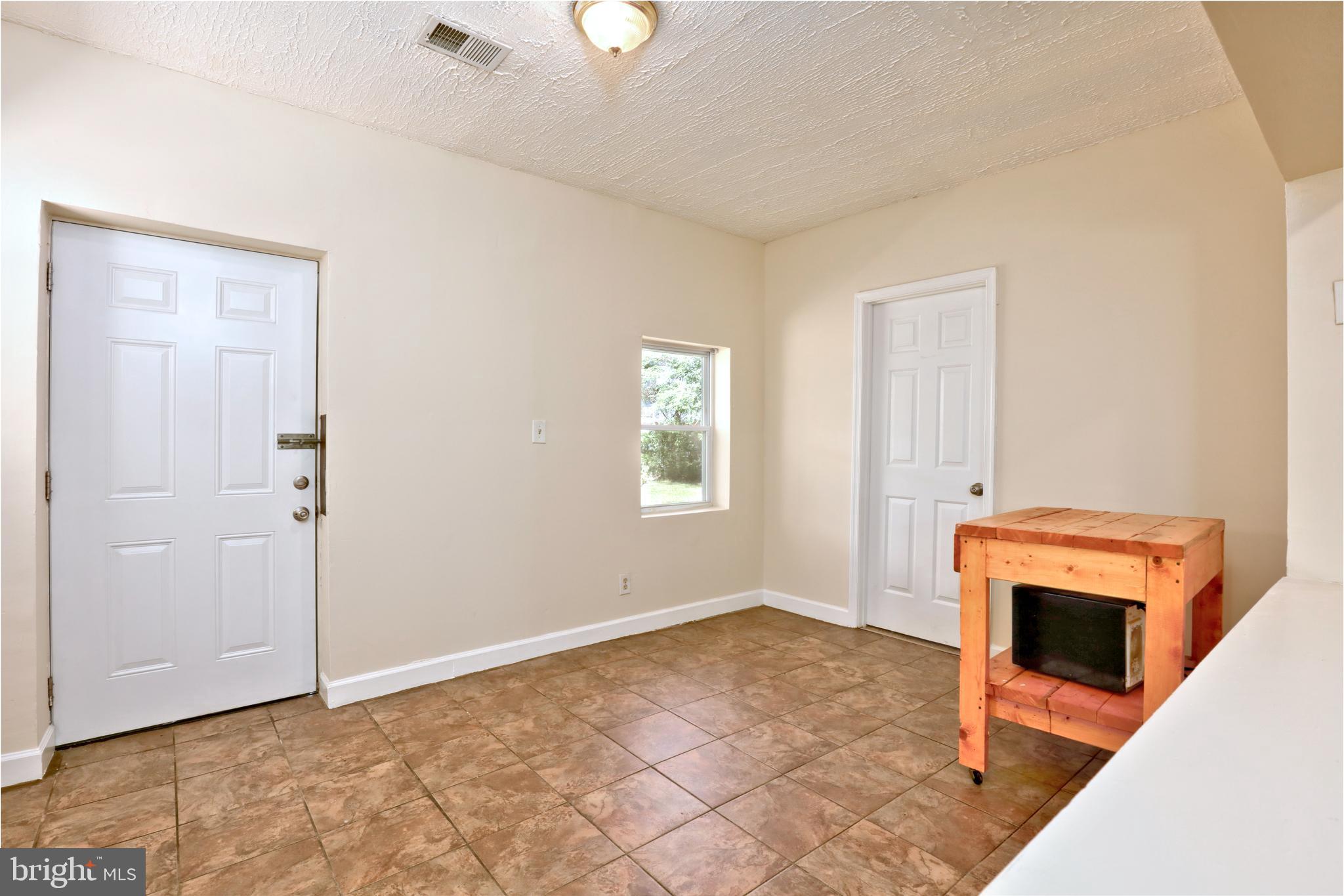 CLINTON ESTATES - Residential
