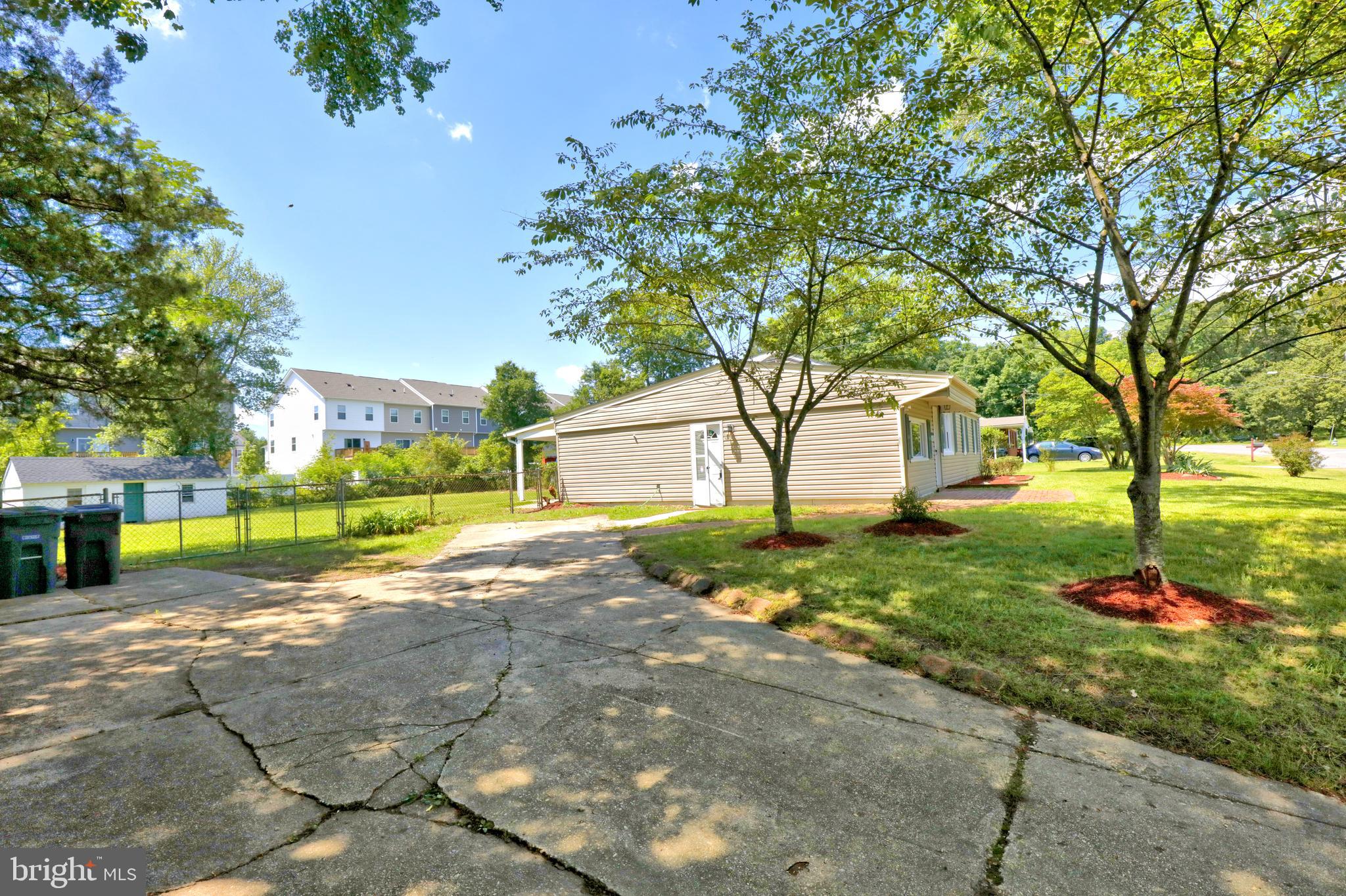 CLINTON ESTATES - Residential